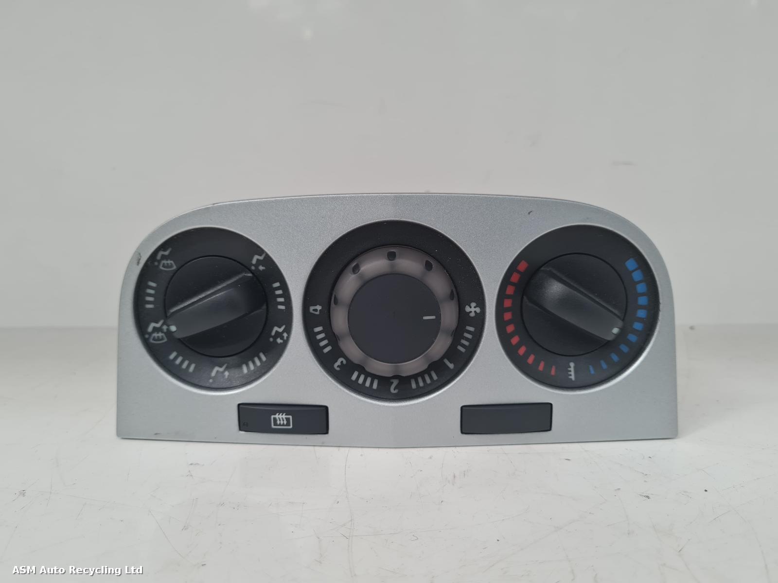 View Auto part Heater/AC Controller Vauxhall Corsa 2014