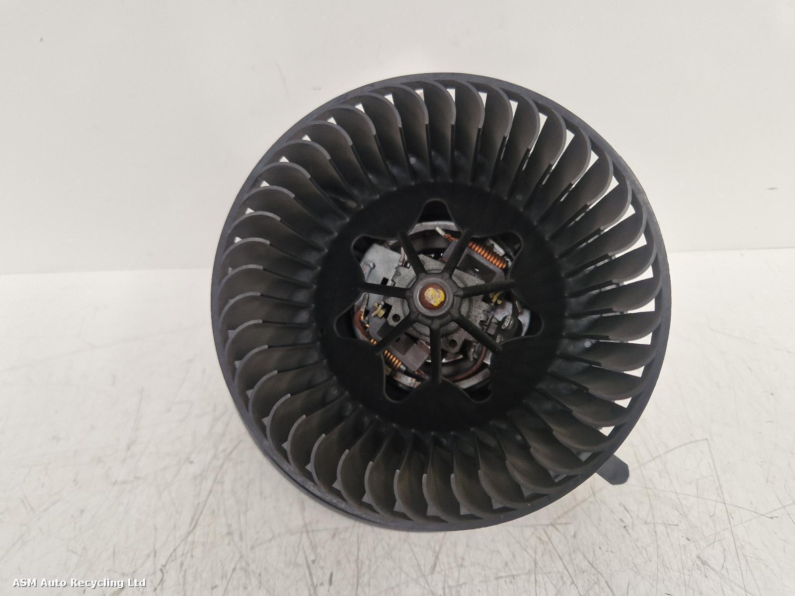 View Auto part Heater Motor/Assembly Mercedes B Class 2010