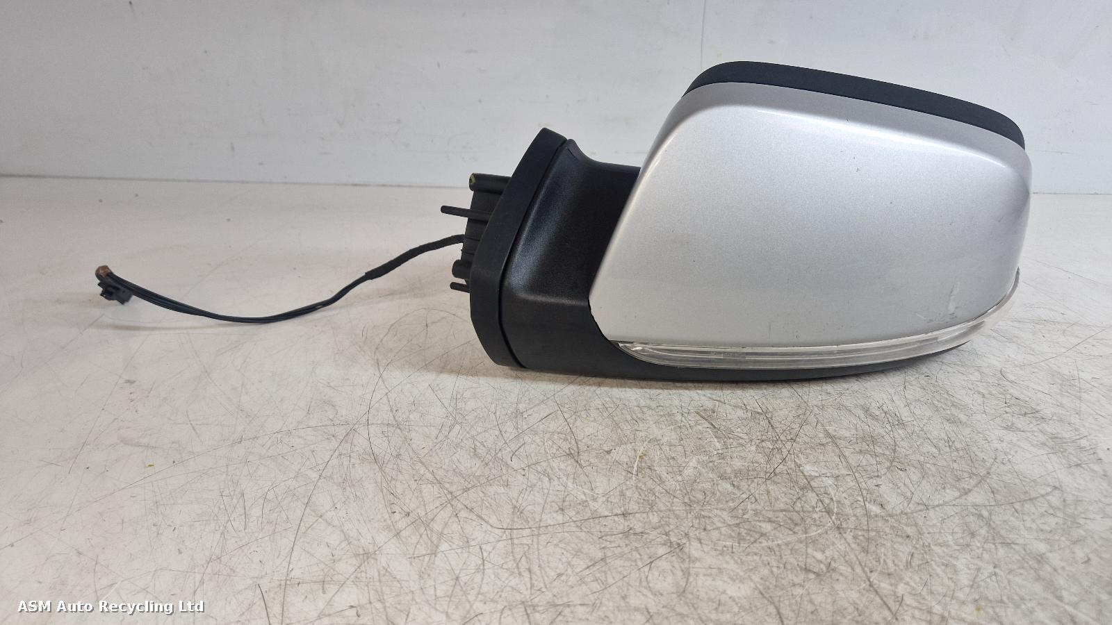 View Auto part L Door Mirror Mercedes B Class 2010