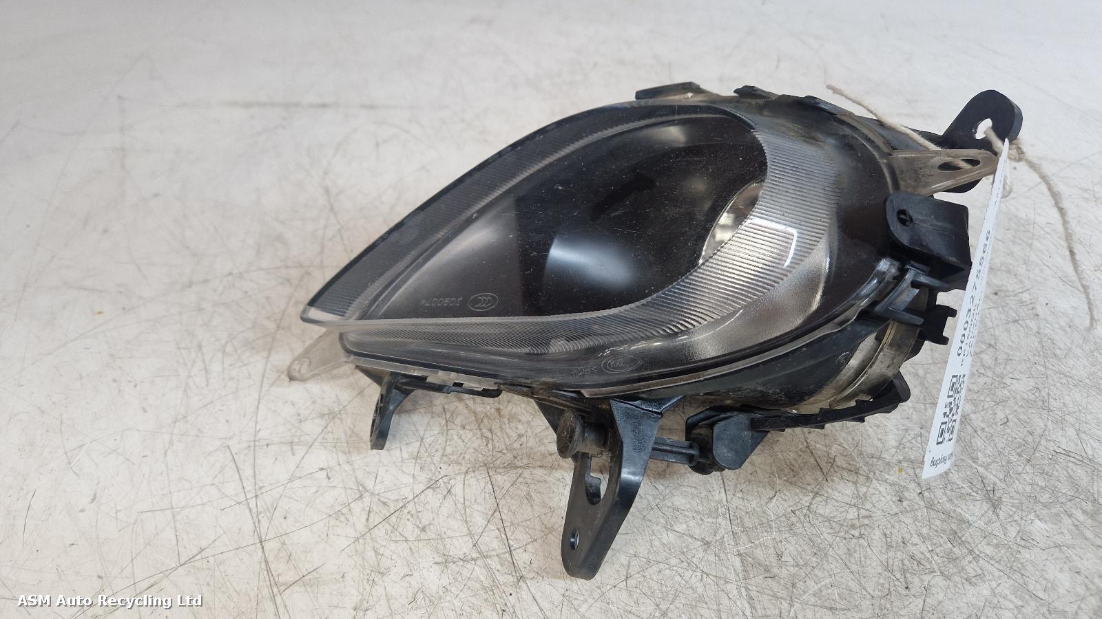 View Auto part Fog Lamp Vauxhall Zafira 2015