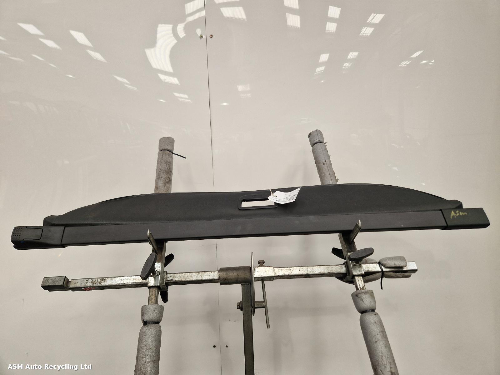 View Auto part Parcel Shelf Vauxhall Zafira 2015