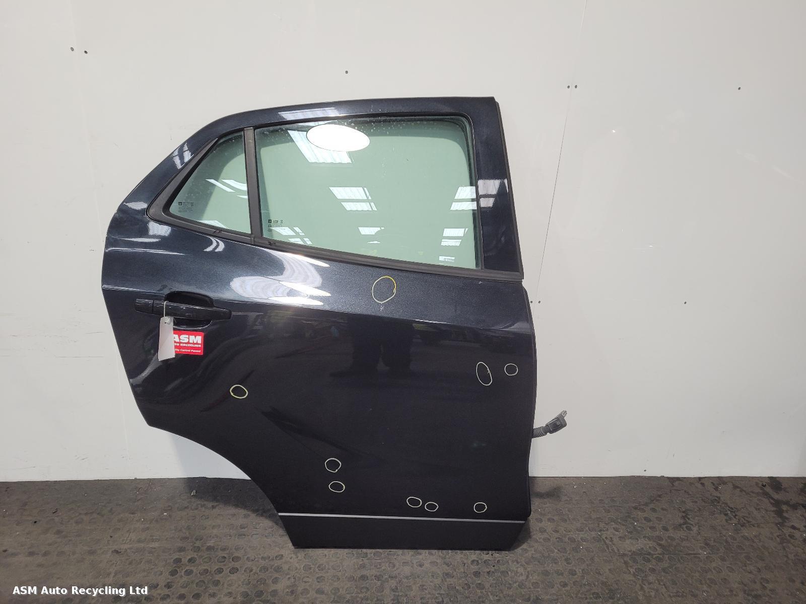 View Auto part R Rear Door Vauxhall Mokka 2015