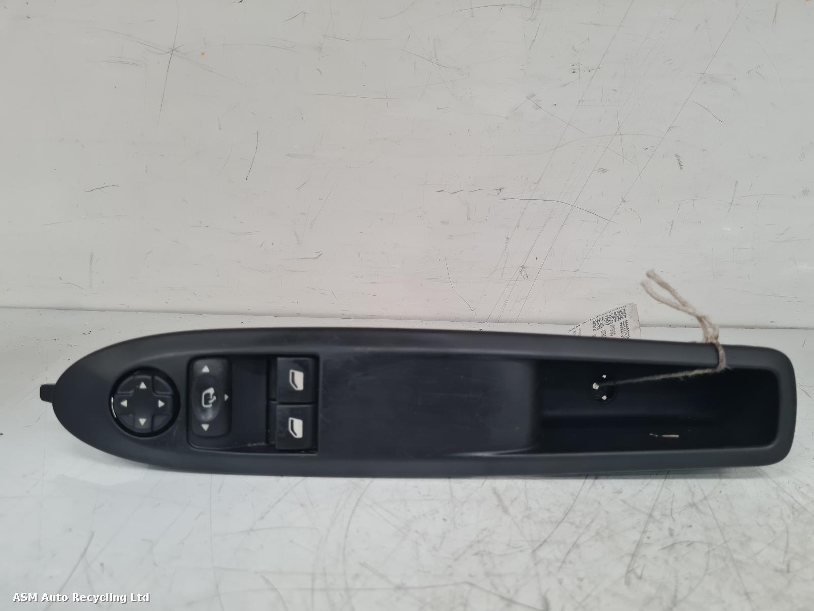 View Auto part Elect. Window Switch Citroen Ds4 2013