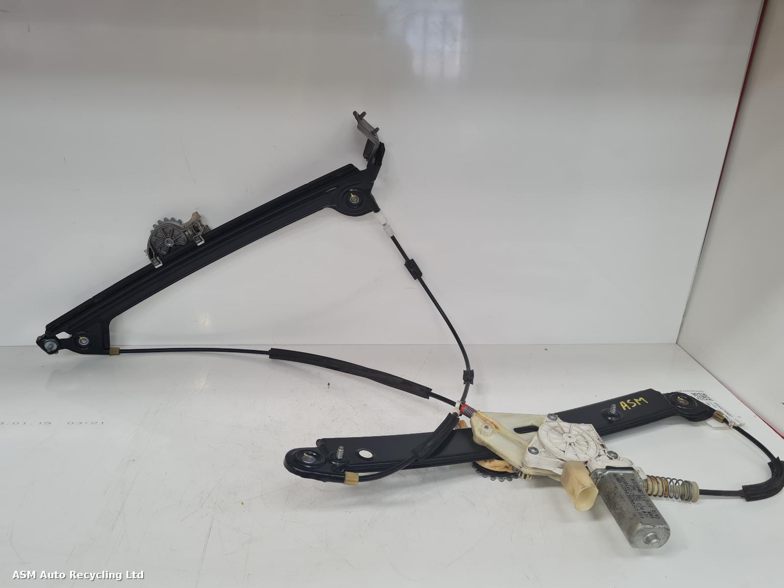 View Auto part RF Window Regulator Bmw 1 Series 2012