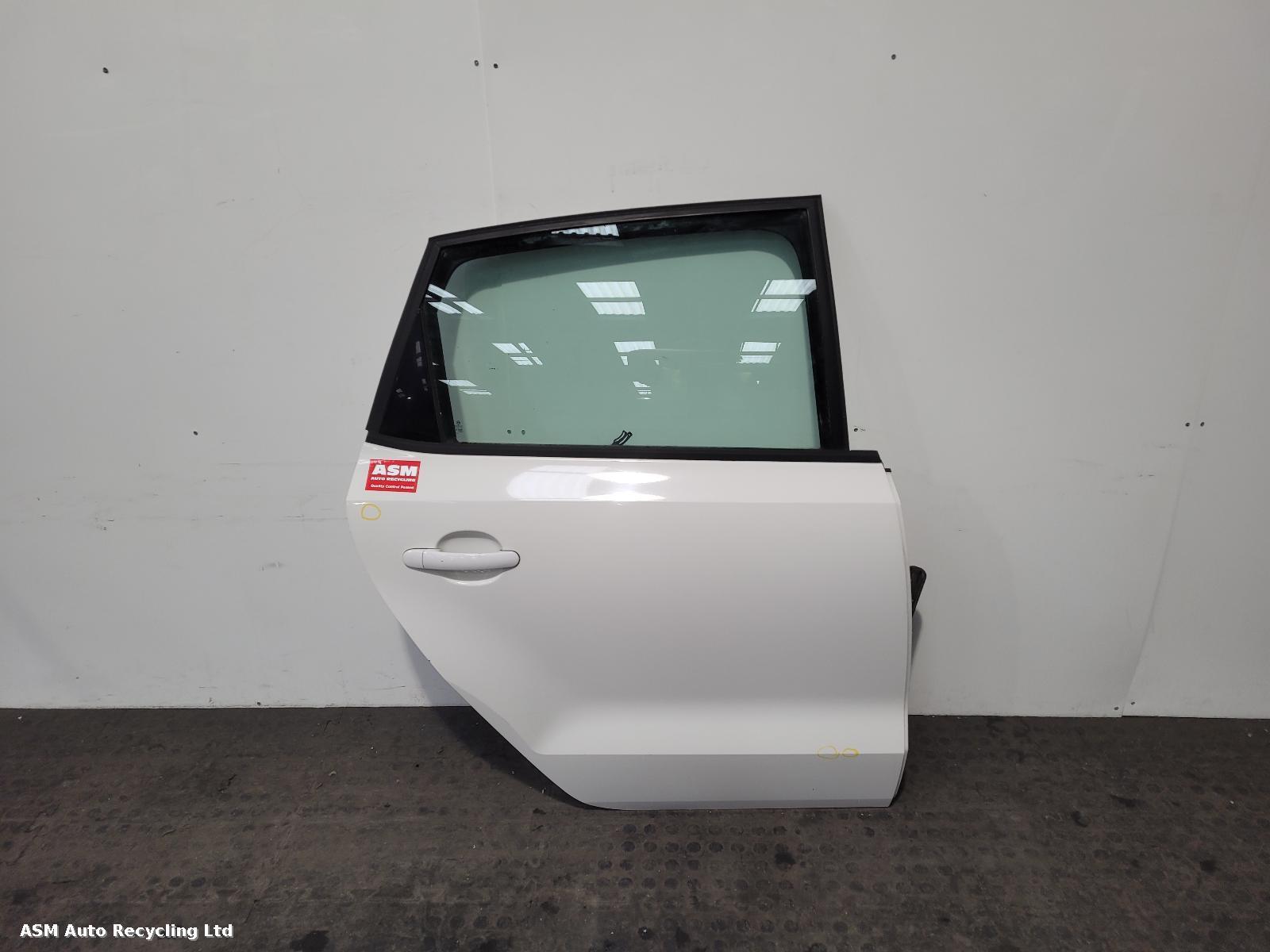 View Auto part R Rear Door Volkswagen Polo 2009