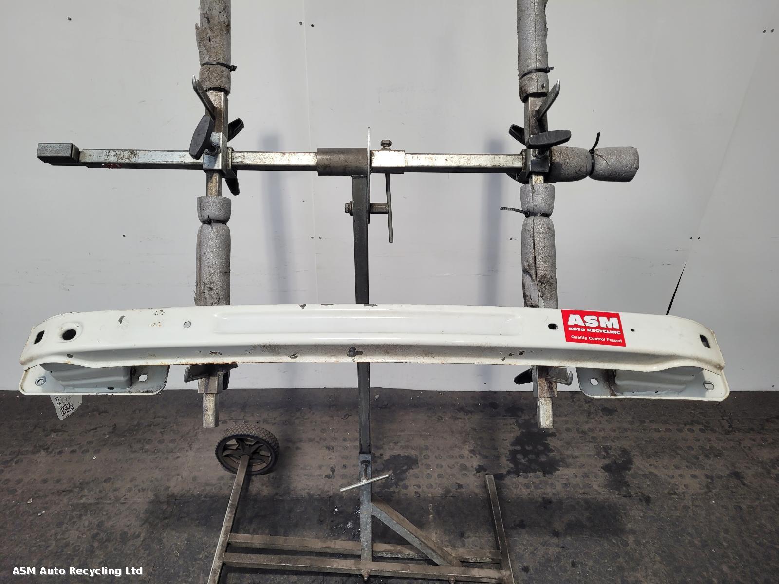 View Auto part Rear Bumper Reinforcement Fiat 500 2010