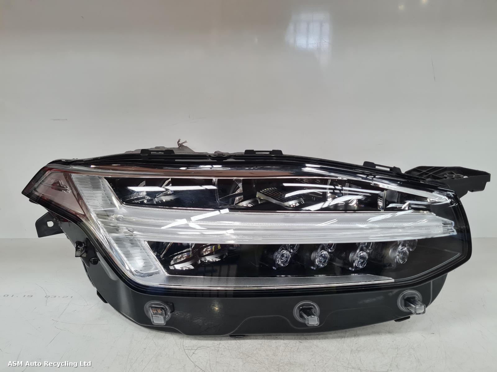 View Auto part R Headlamp Volvo Xc90 2017
