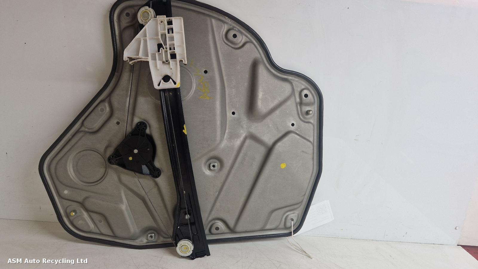 View Auto part RR Window Regulator Skoda Octavia 2012