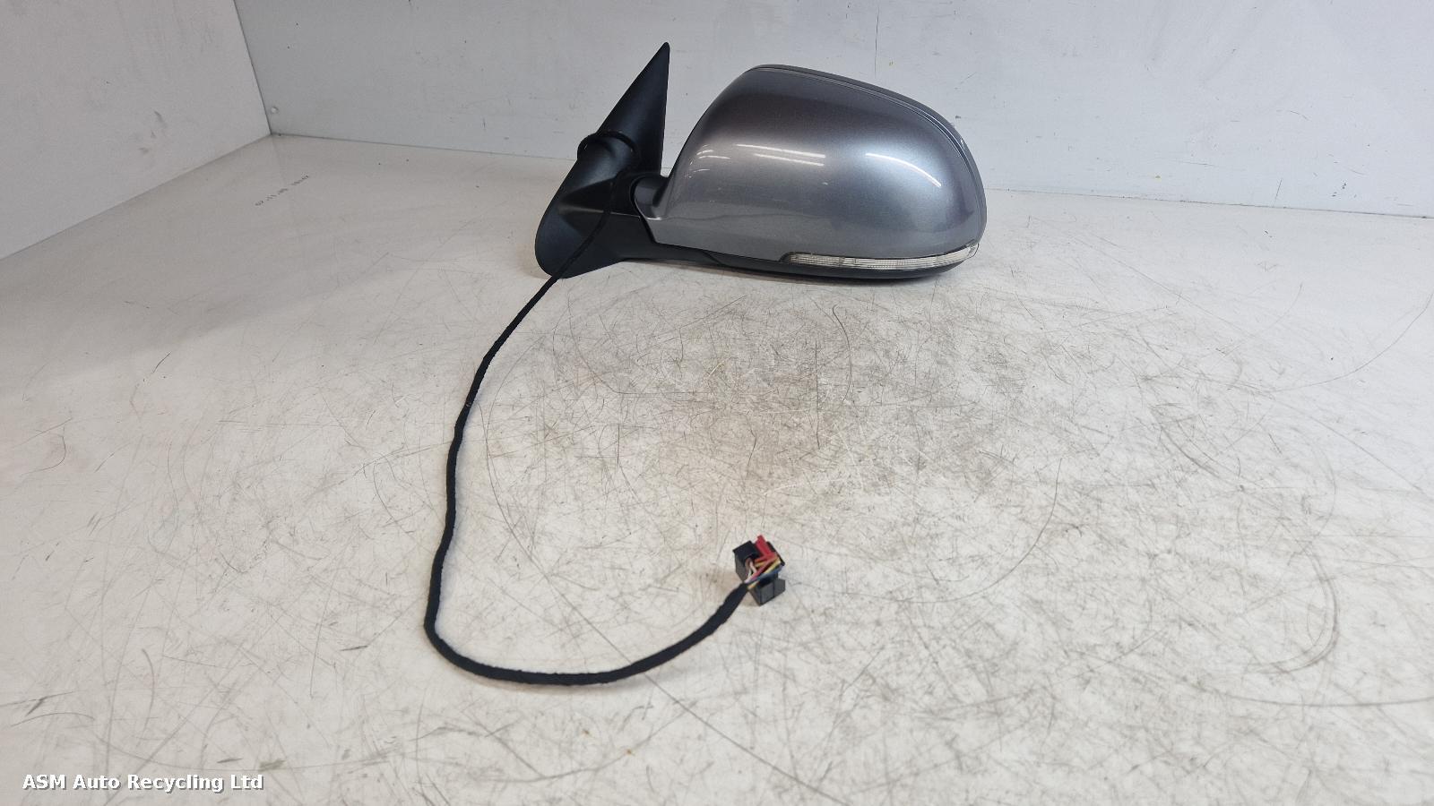 View Auto part L Door Mirror Skoda Octavia 2012