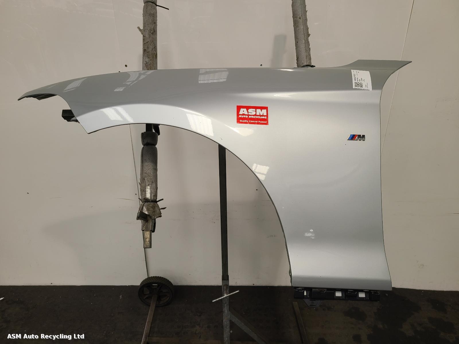 View Auto part L Wing Bmw 1 Series 2015