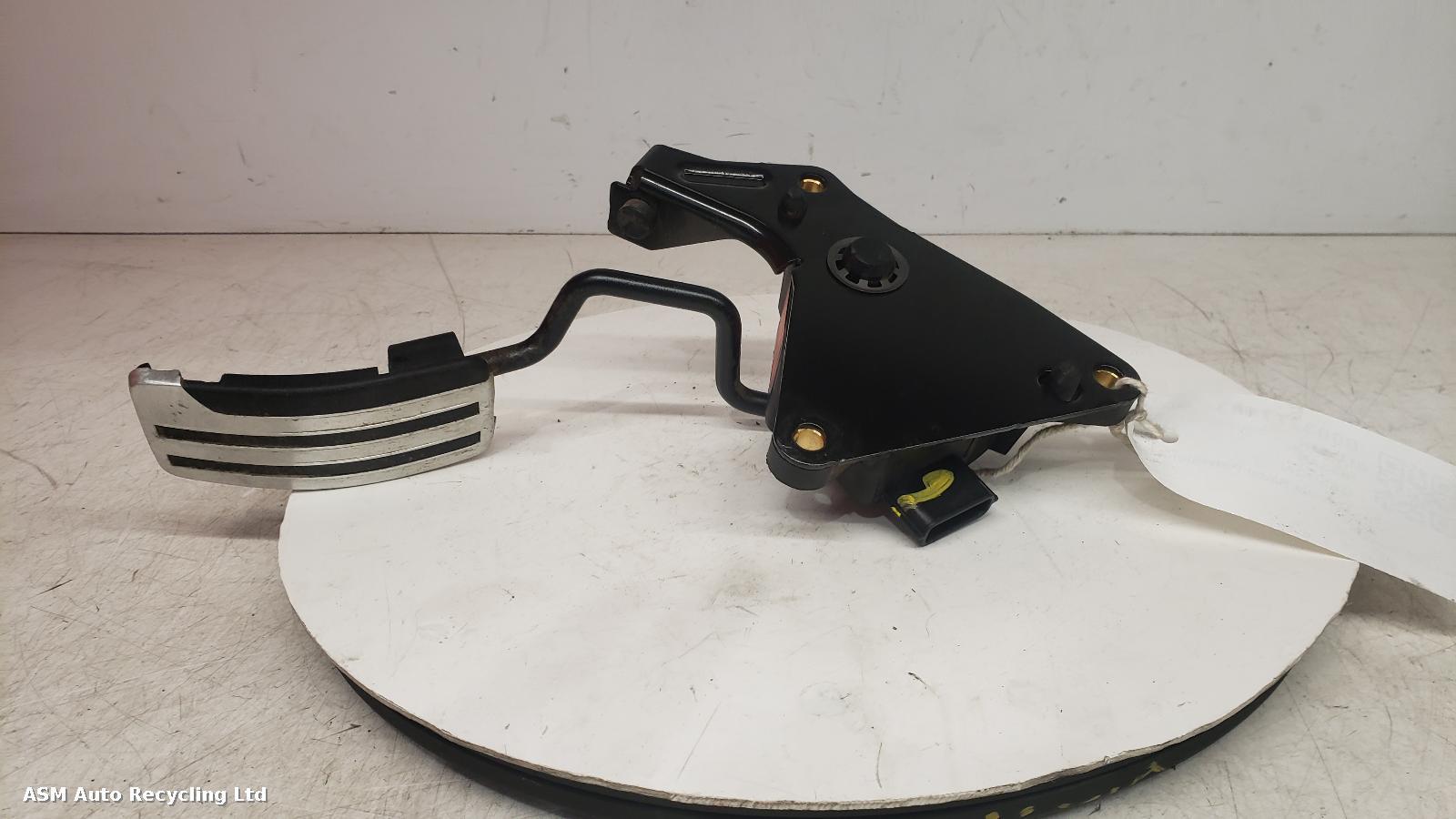 View Auto part Pedal Potentiometer Nissan Qashqai 2013