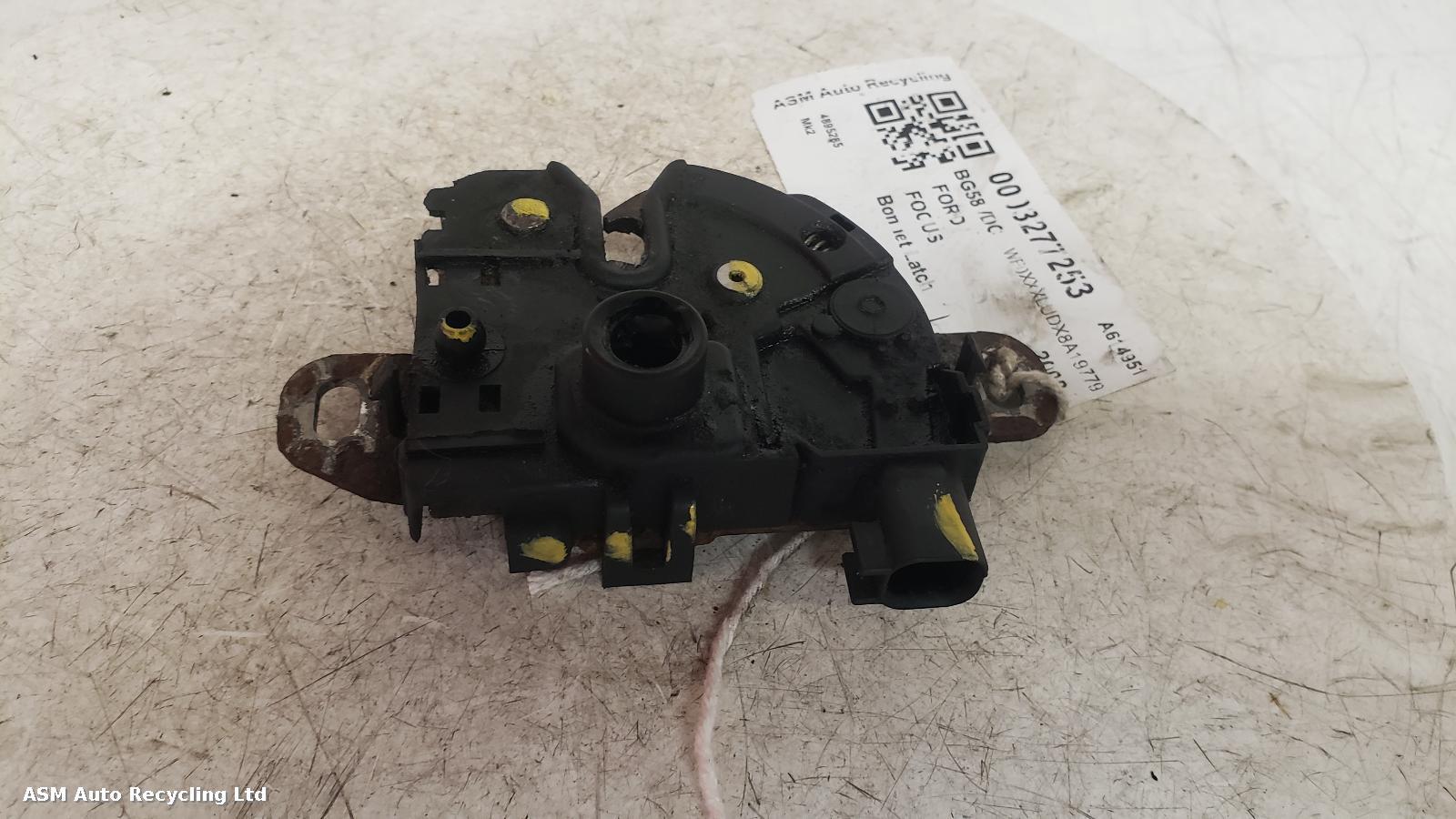 View Auto part Bonnet Latch Ford Focus 2008