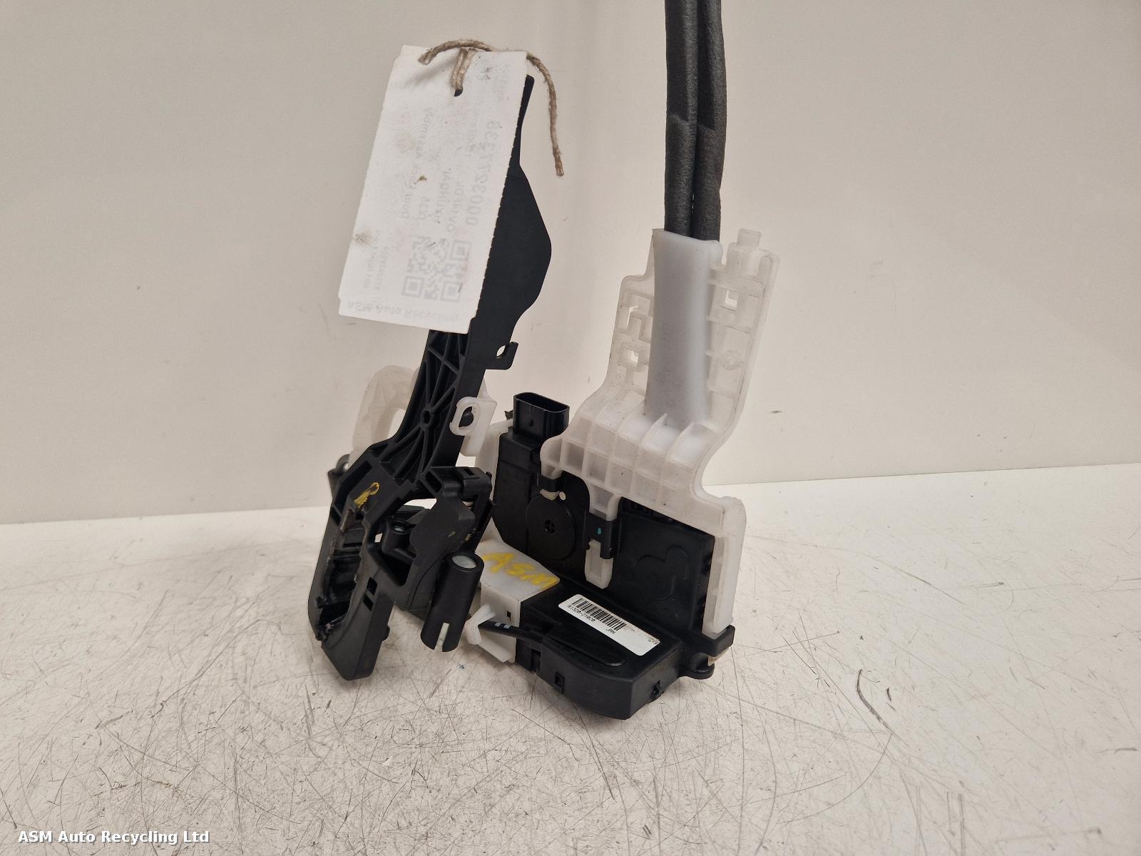 View Auto part Door Lock Assembly Hyundai Ix35 2014