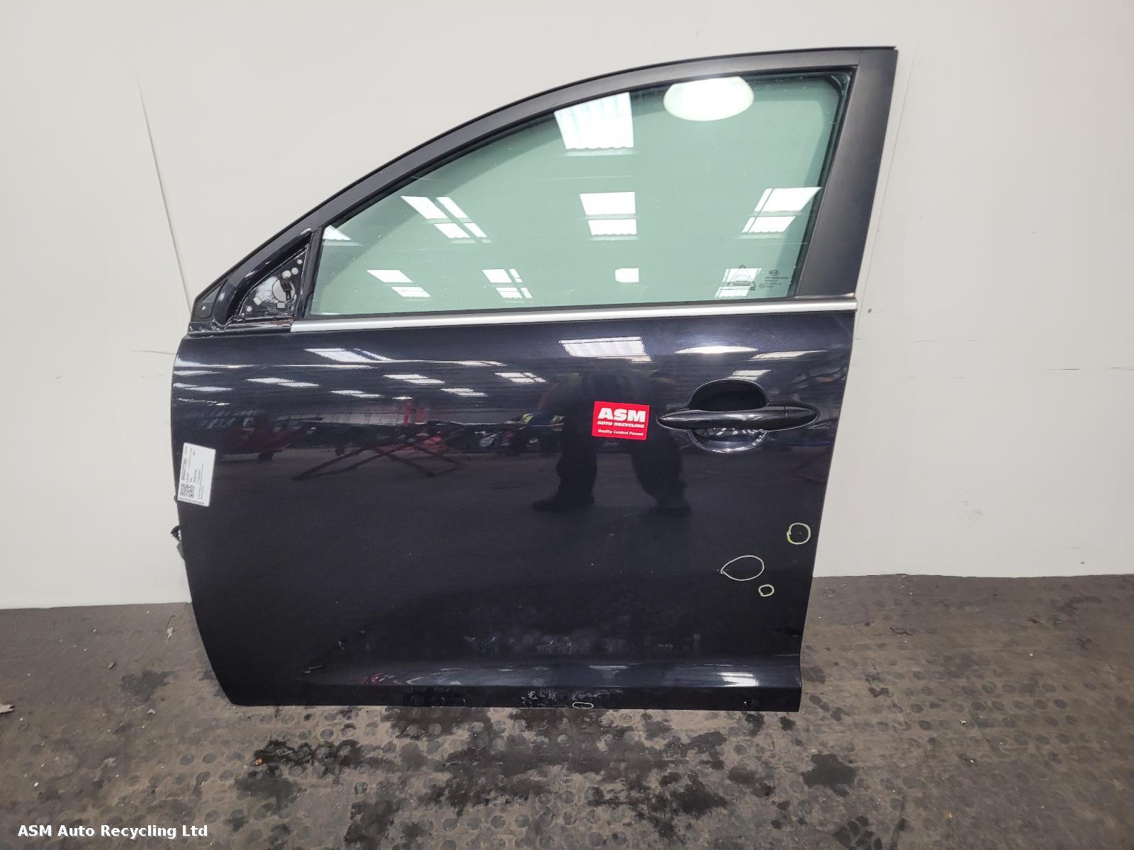 View Auto part L Front Door Kia Sportage 2011