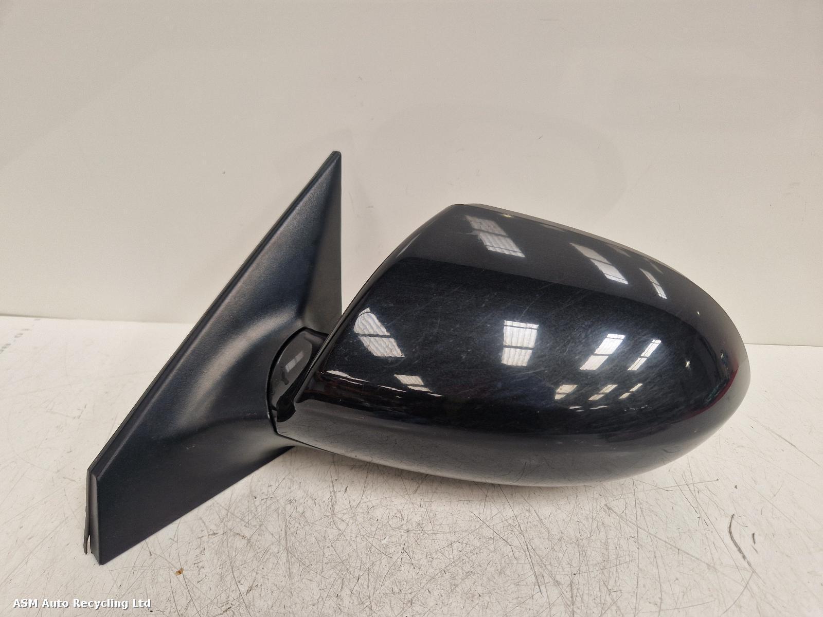 View Auto part L Door Mirror Kia Sportage 2011