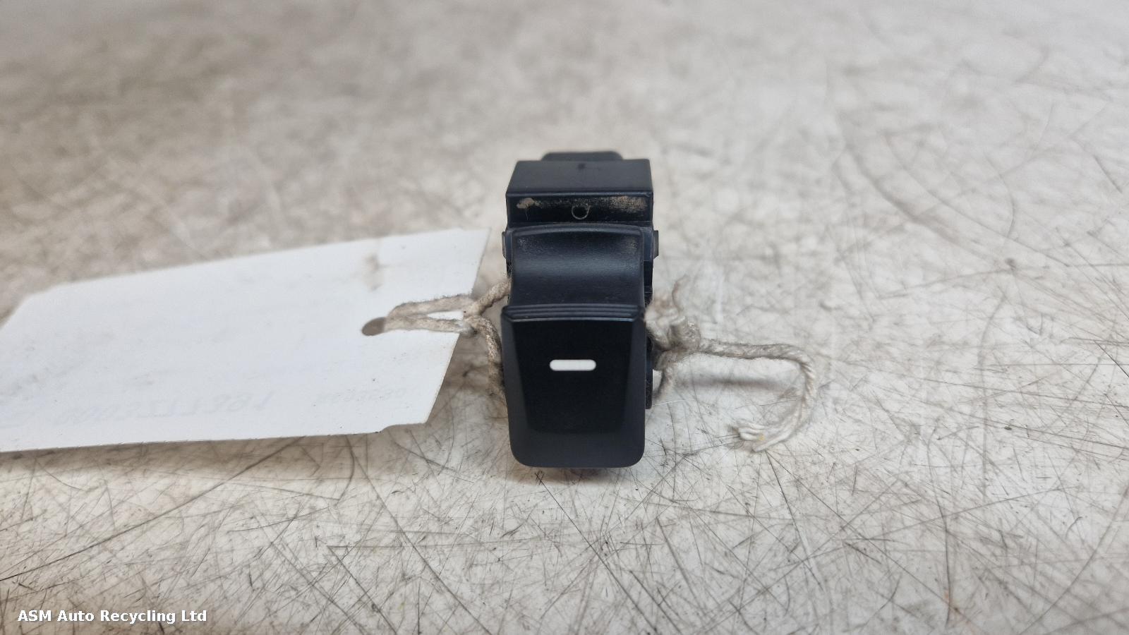 View Auto part Elect. Window Switch Kia Sportage 2011