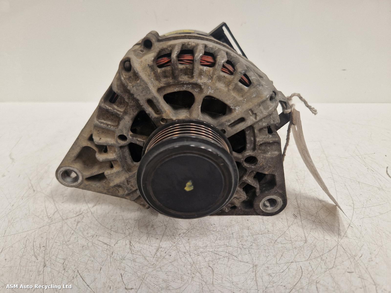 View Auto part Alternator Kia Sportage 2011