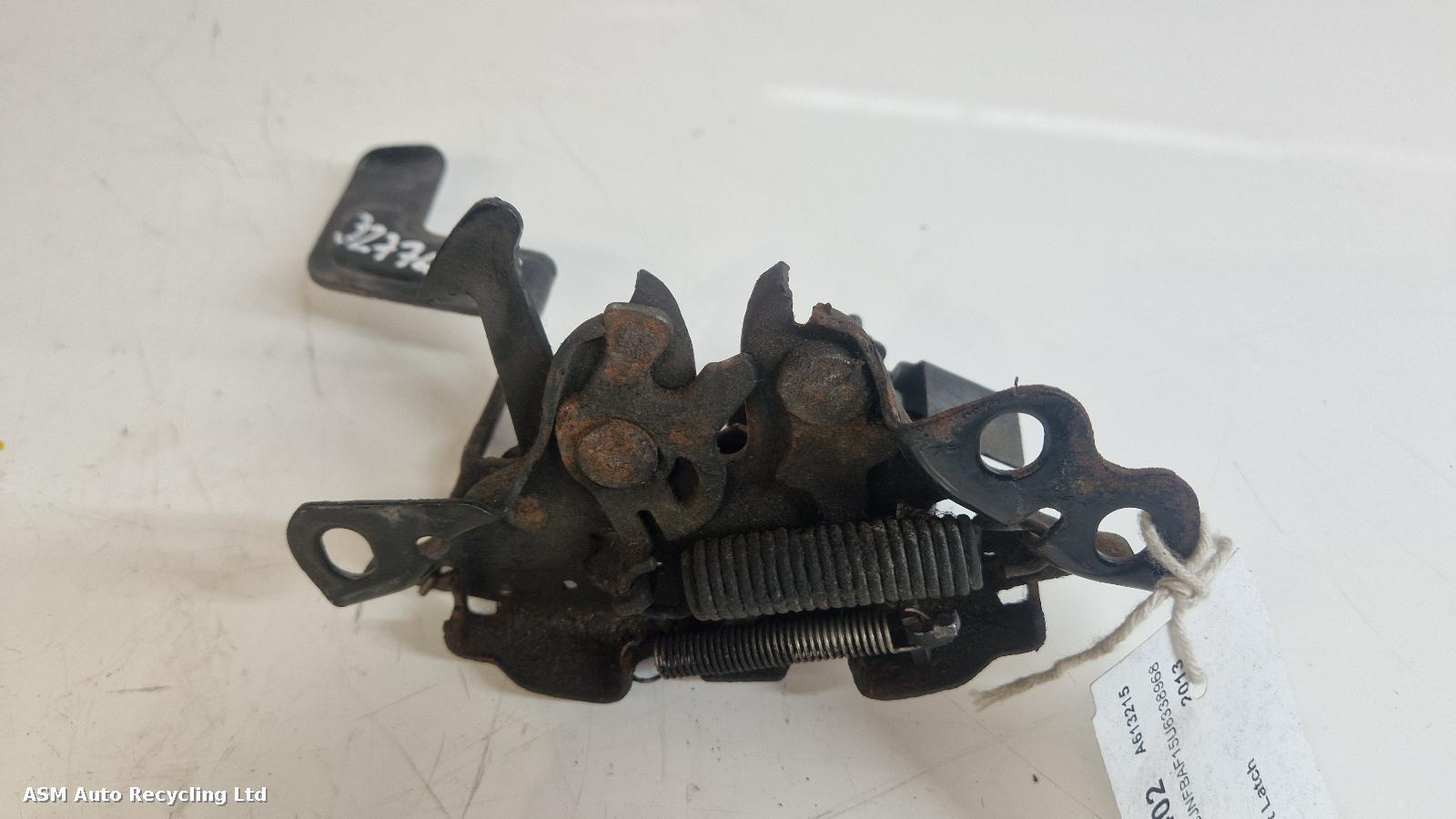 View Auto part Bonnet Latch Nissan Juke 2013