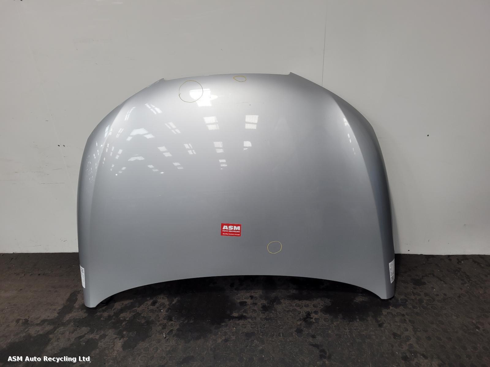 View Auto part Bonnet Seat Ibiza 2011