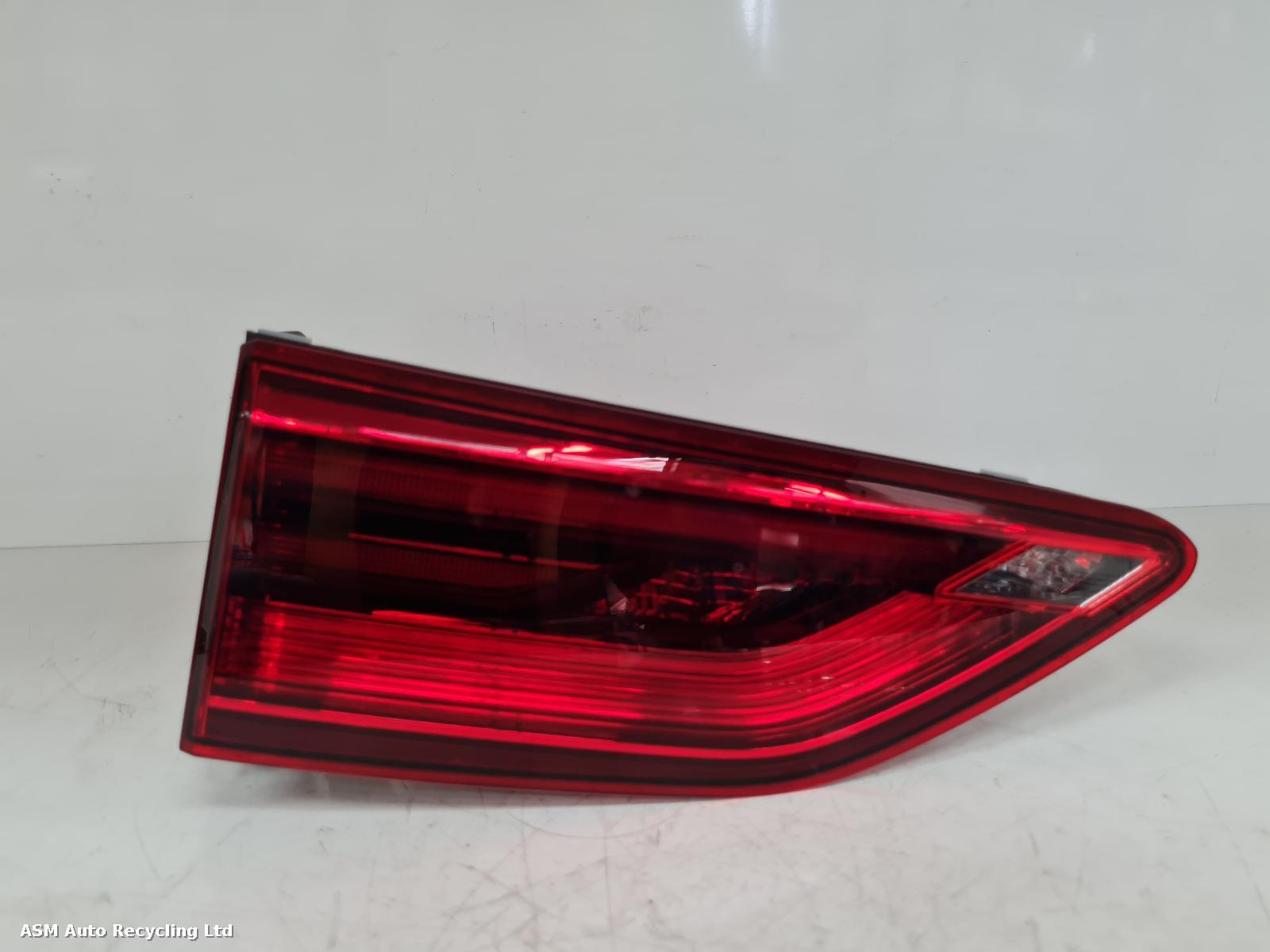 View Auto part L Taillight Volkswagen Golf 2022