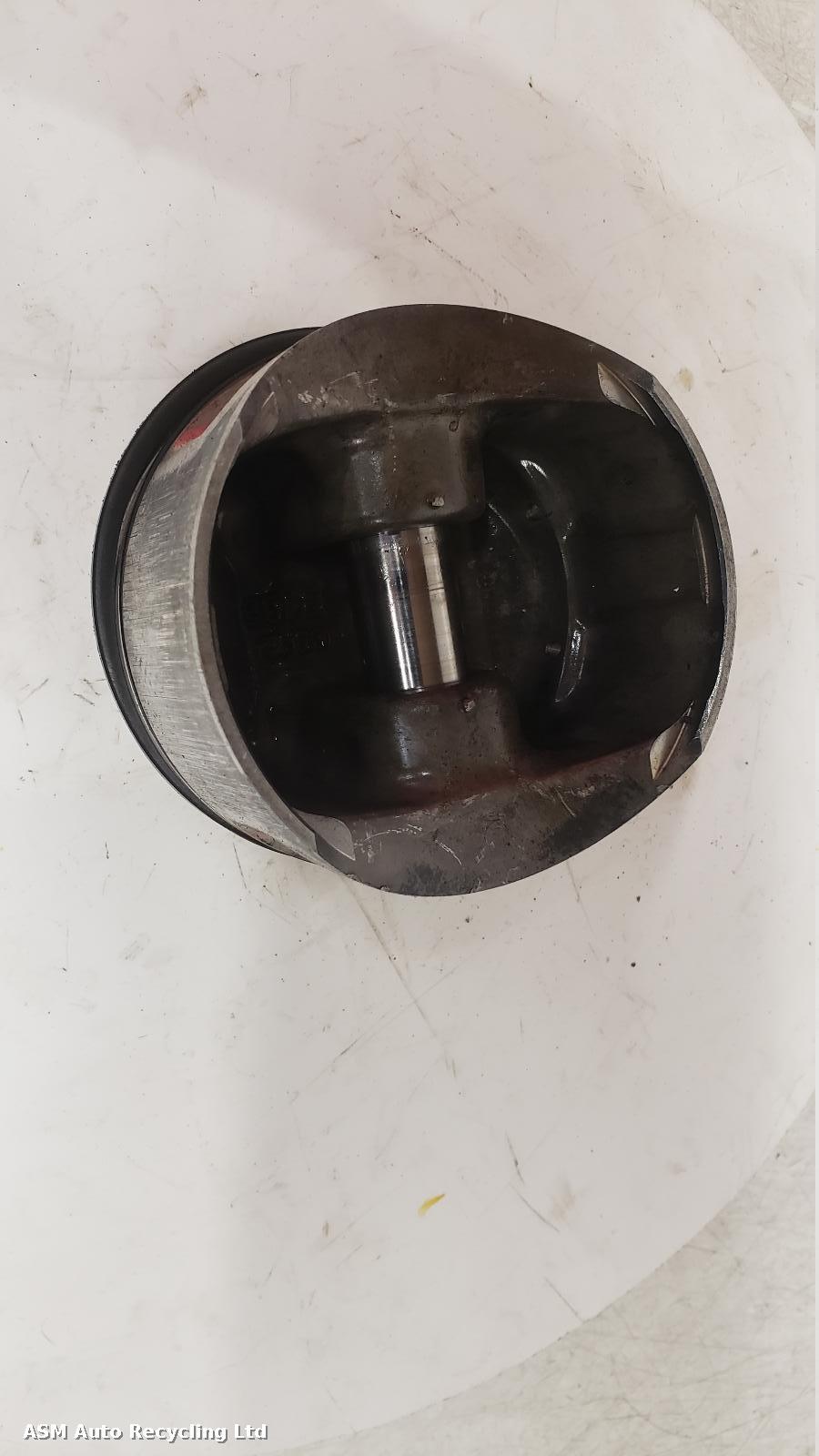View Auto part Misc Ducati Monster 600 2000