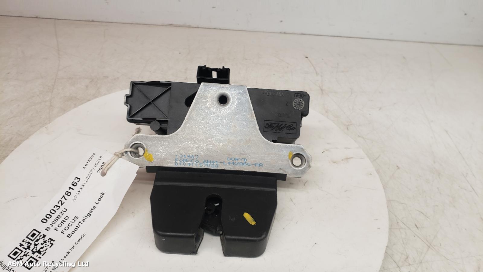 View Auto part Bootlid/Tailgate Lock Ford Focus 2008