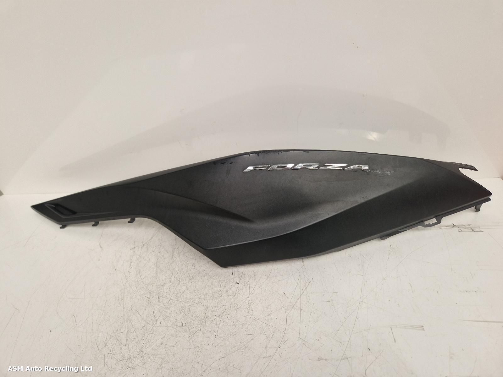 View Auto part Seat Cowl Honda Nss 350 A-m Forza 2021