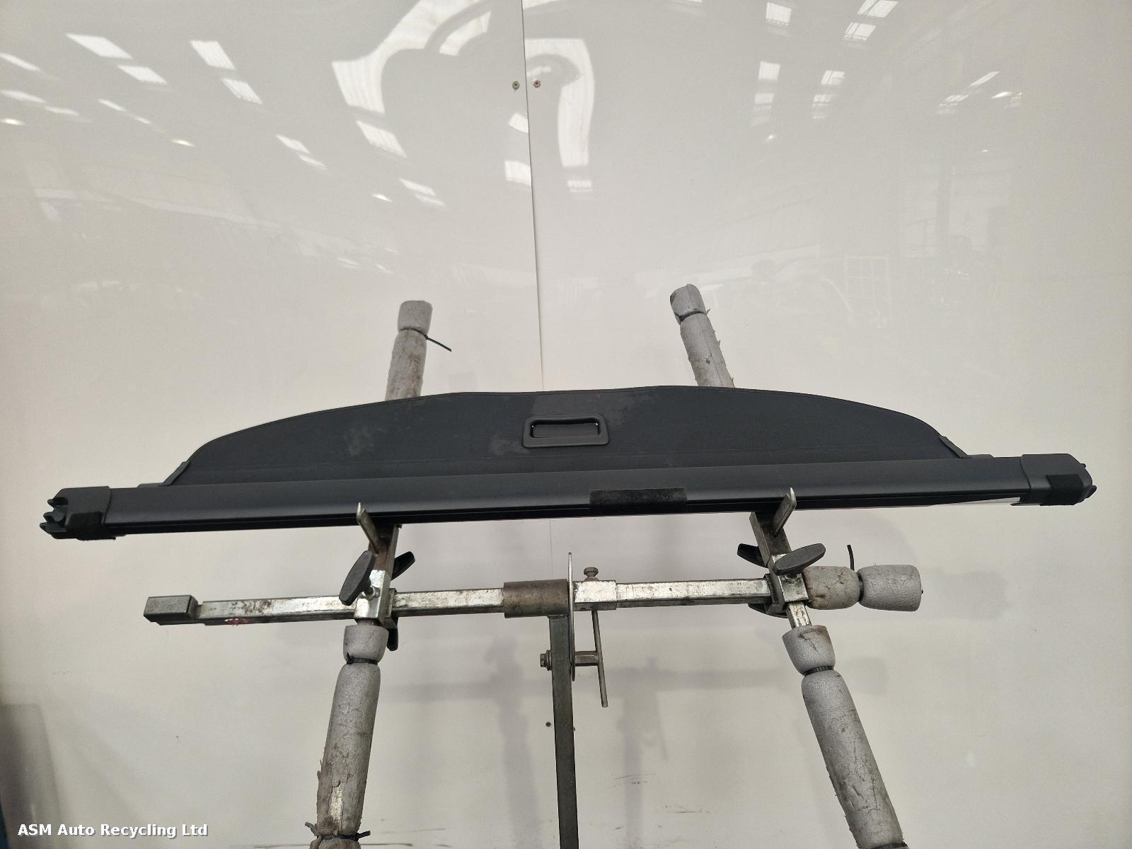 View Auto part Parcel Shelf Land Rover Discovery Sport 2020