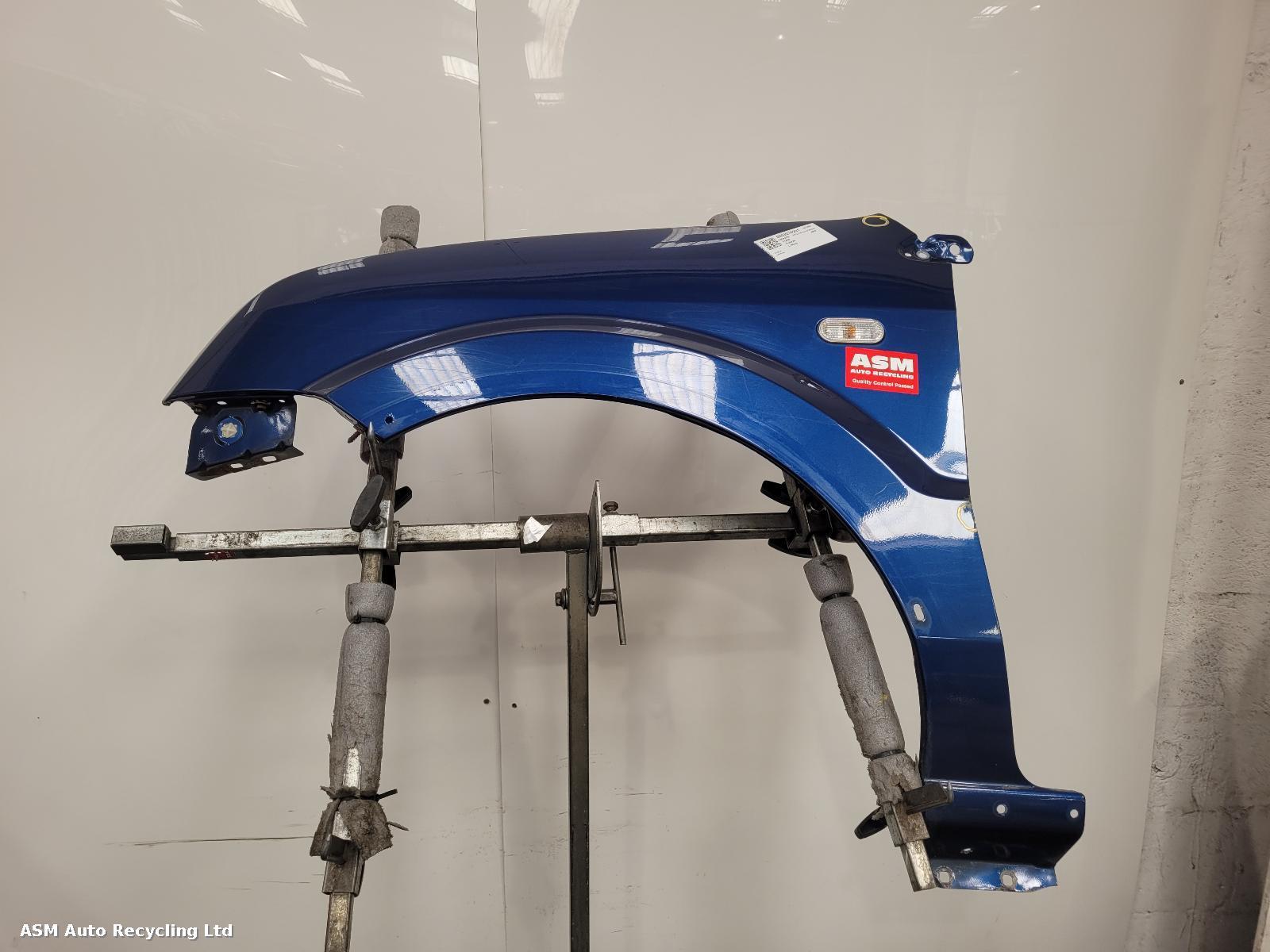 View Auto part L Wing Ford Fusion 2009