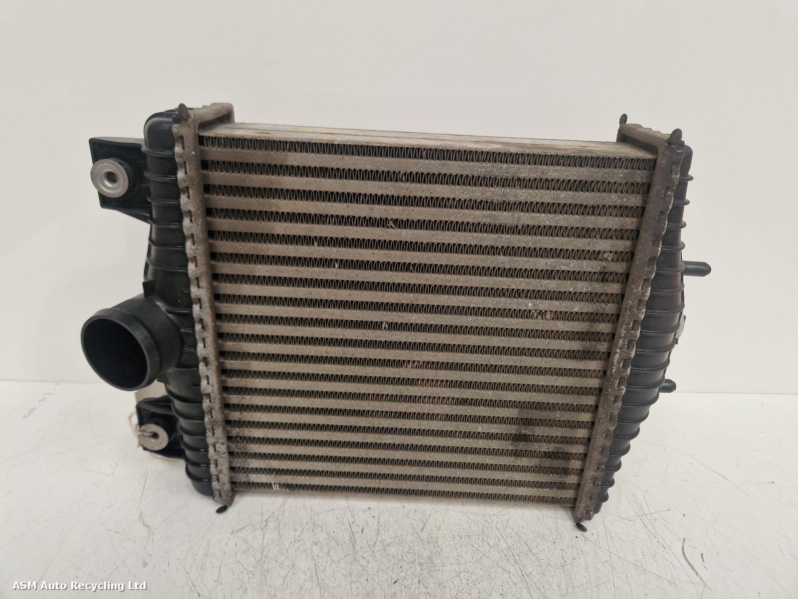 View Auto part Intercooler Land Rover Range Rover 2014