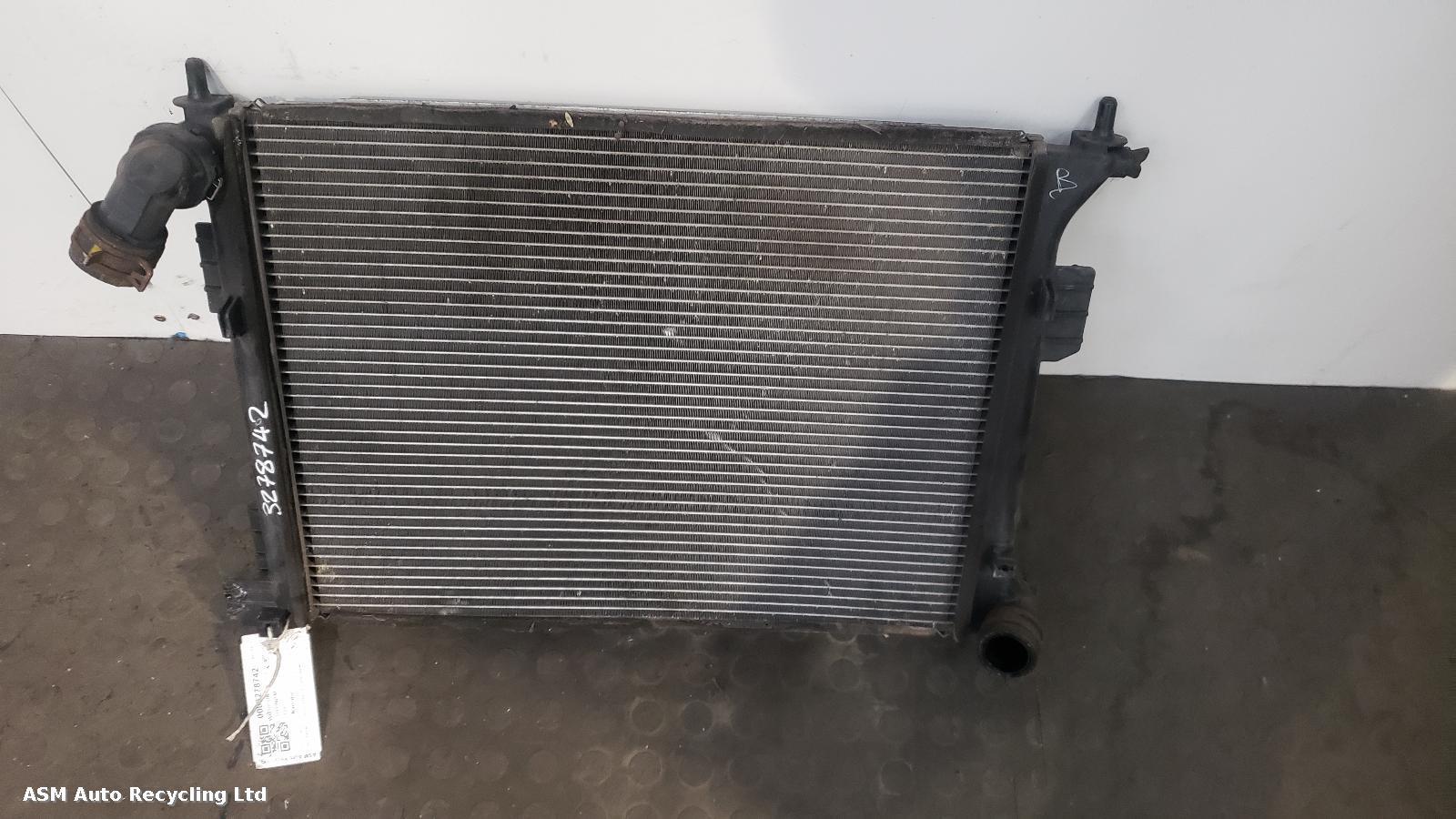 View Auto part Radiator Hyundai I20 2010