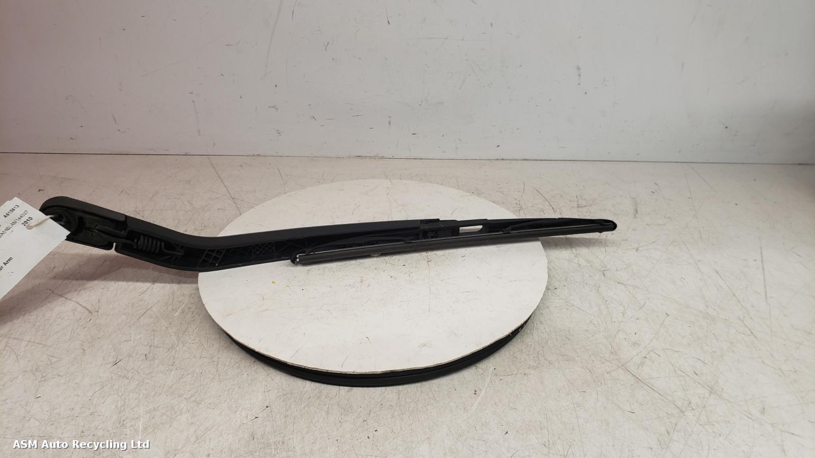 View Auto part Wiper Arm Hyundai I20 2010