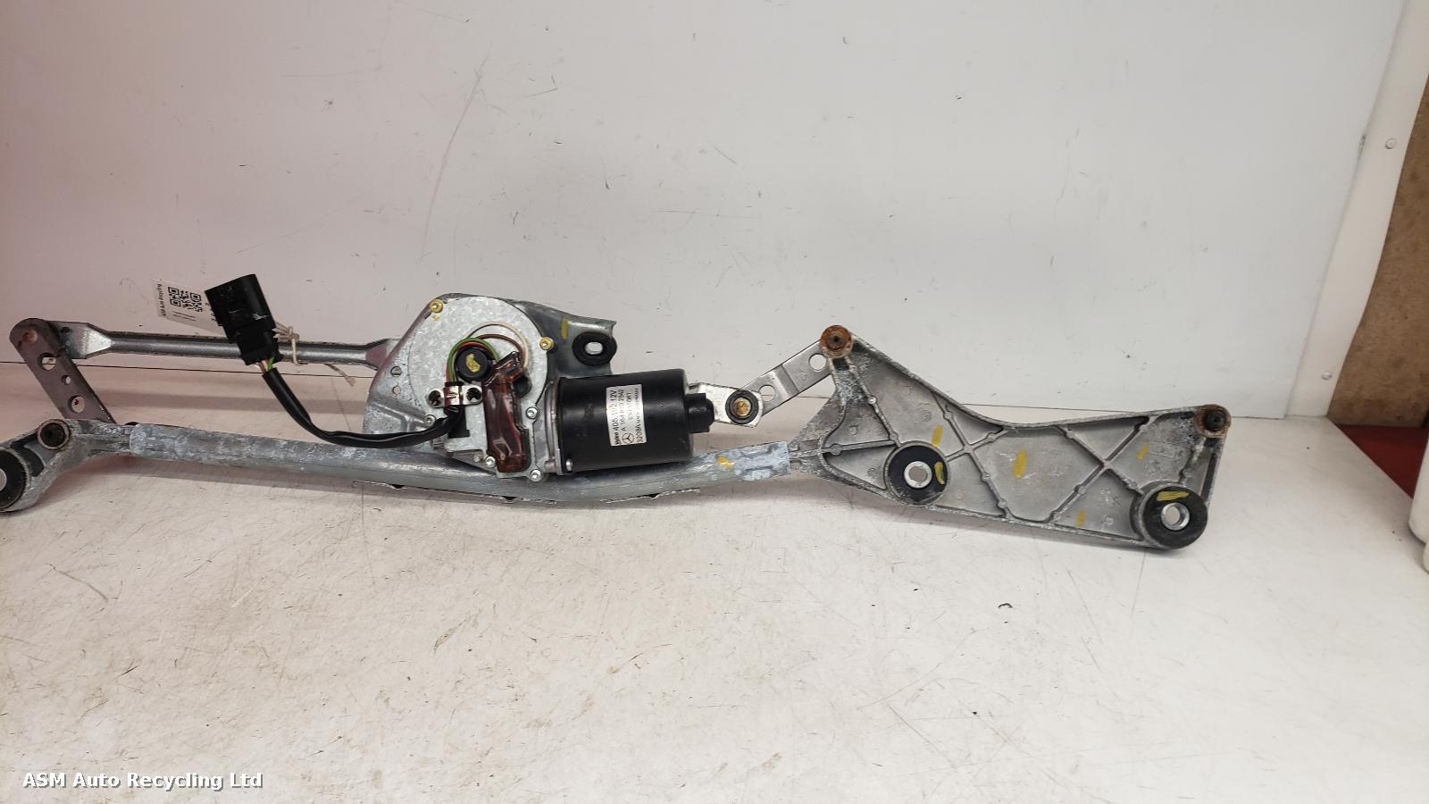 View Auto part Wiper Motor Front Mercedes M Class 2008