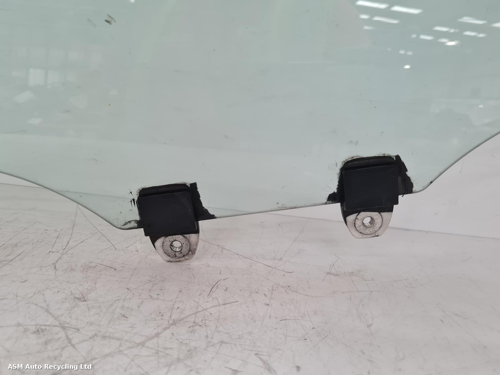 View Auto part RF Door Window Honda Jazz 2009