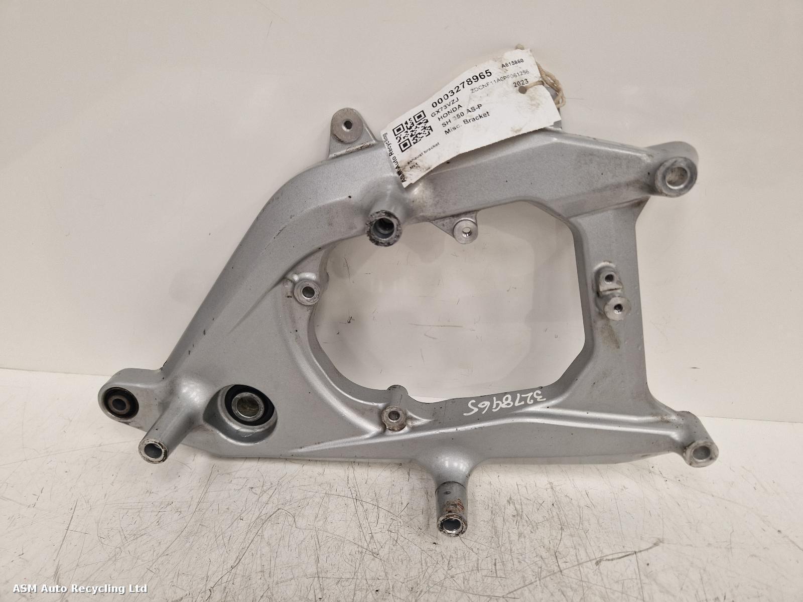 View Auto part Misc Bracket Honda Sh 350 As-p 2023