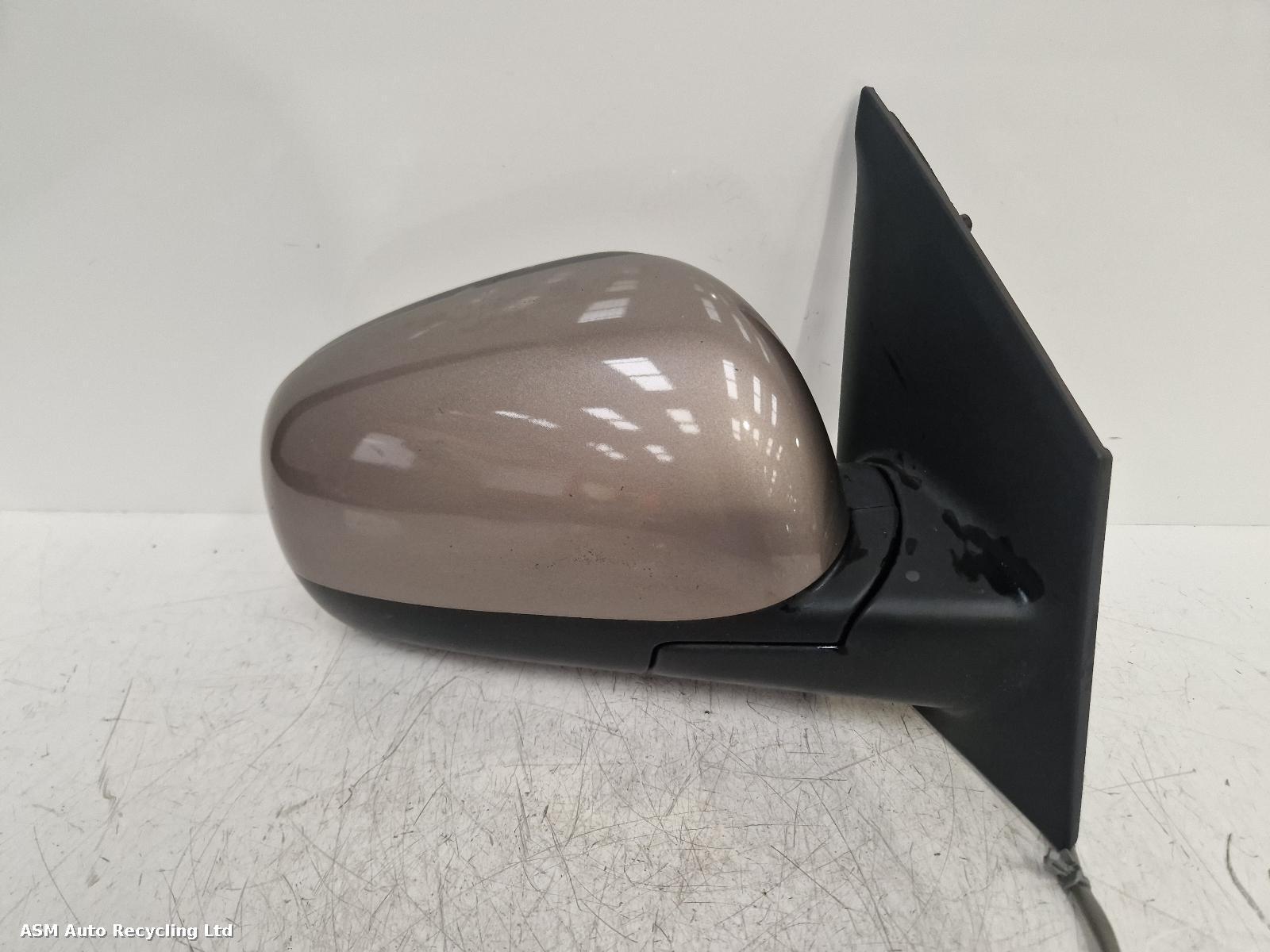 View Auto part R Door Mirror Nissan Note 2012
