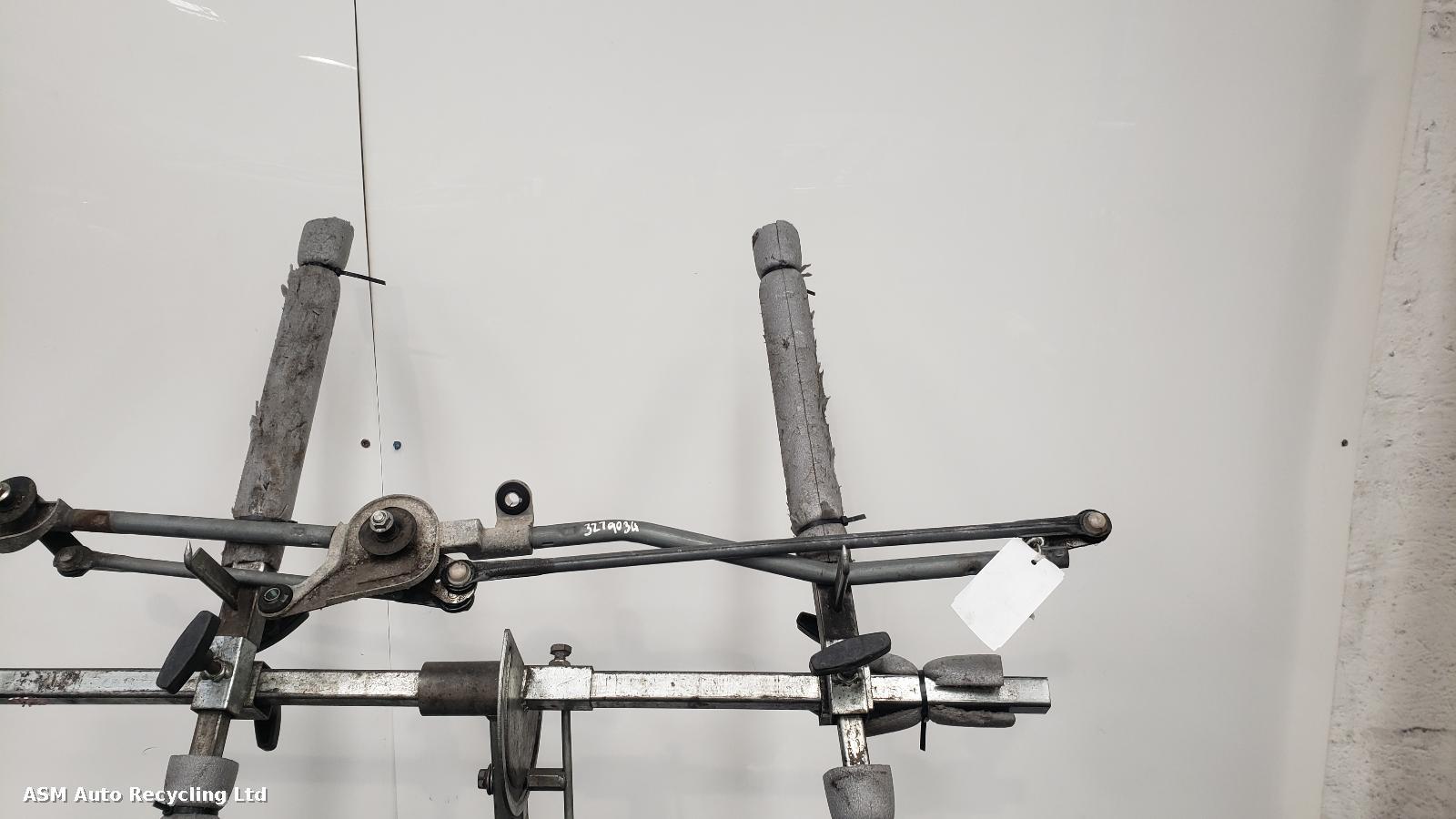 View Auto part Wiper Linkage Nissan Note 2012