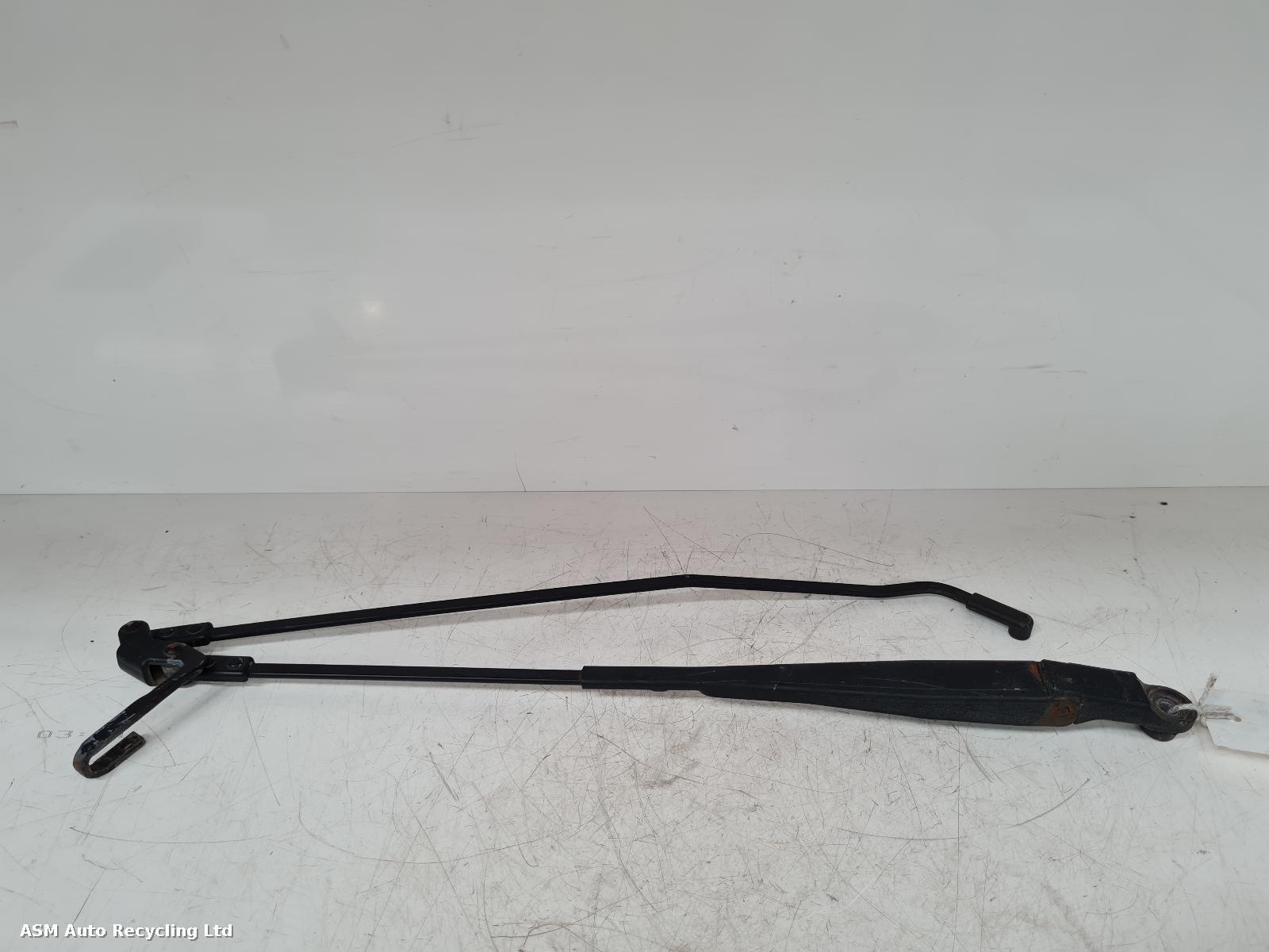 View Auto part Wiper Arm Citroen C1 2011