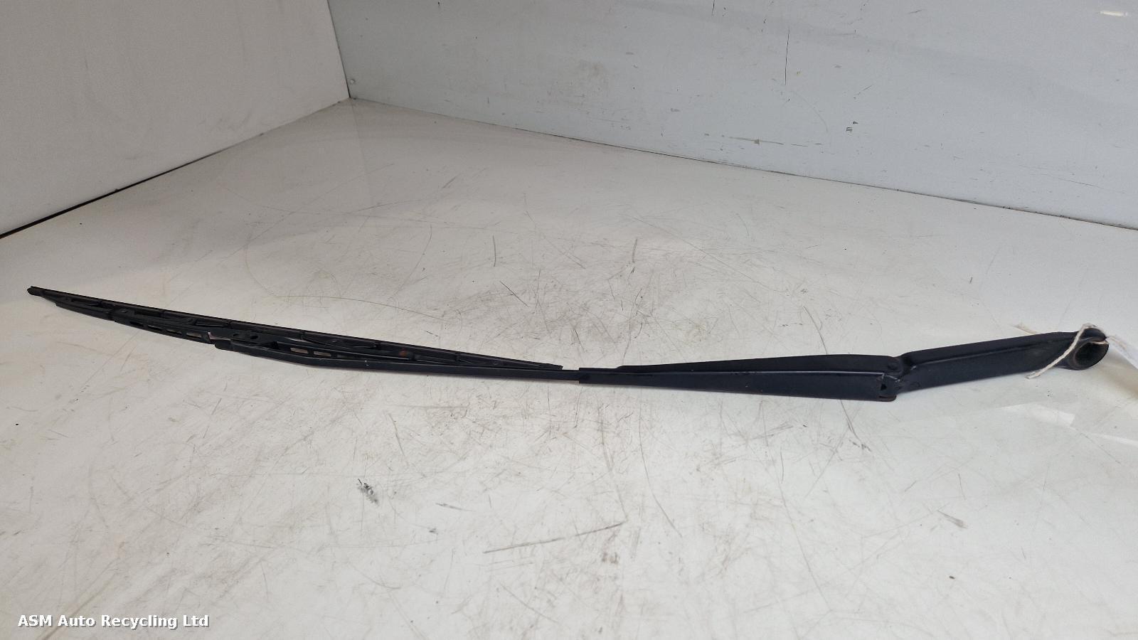 View Auto part Wiper Arm Bmw X3 2005