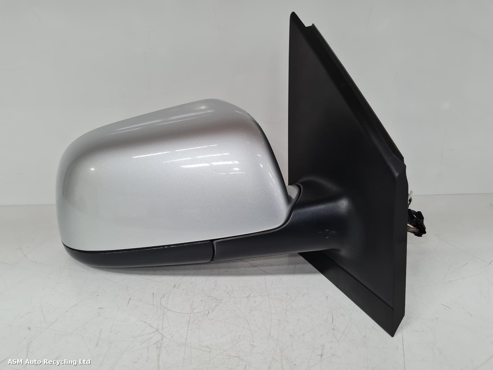 View Auto part R Door Mirror Volkswagen Polo 2005