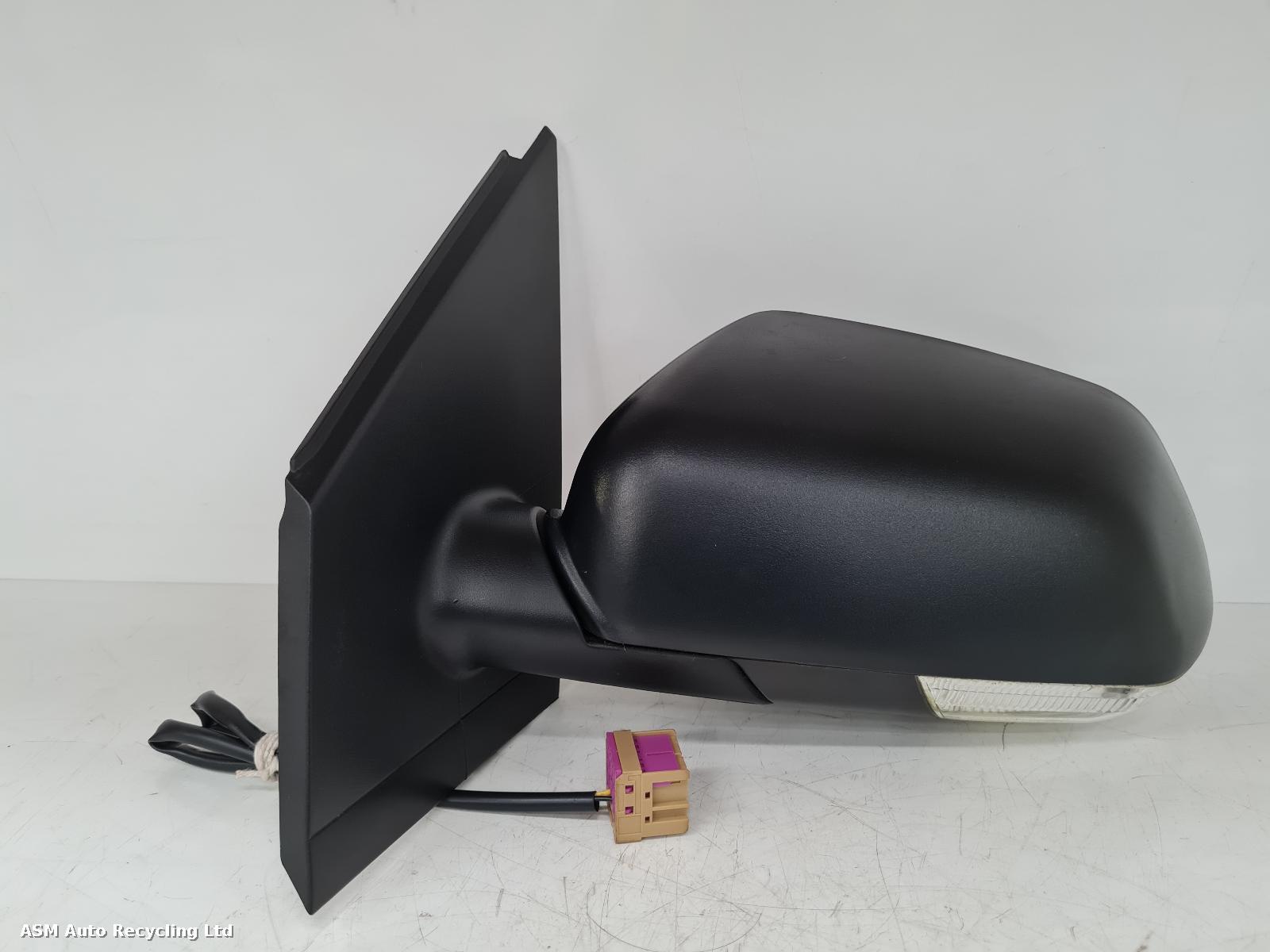 View Auto part L Door Mirror Volkswagen Polo 2007