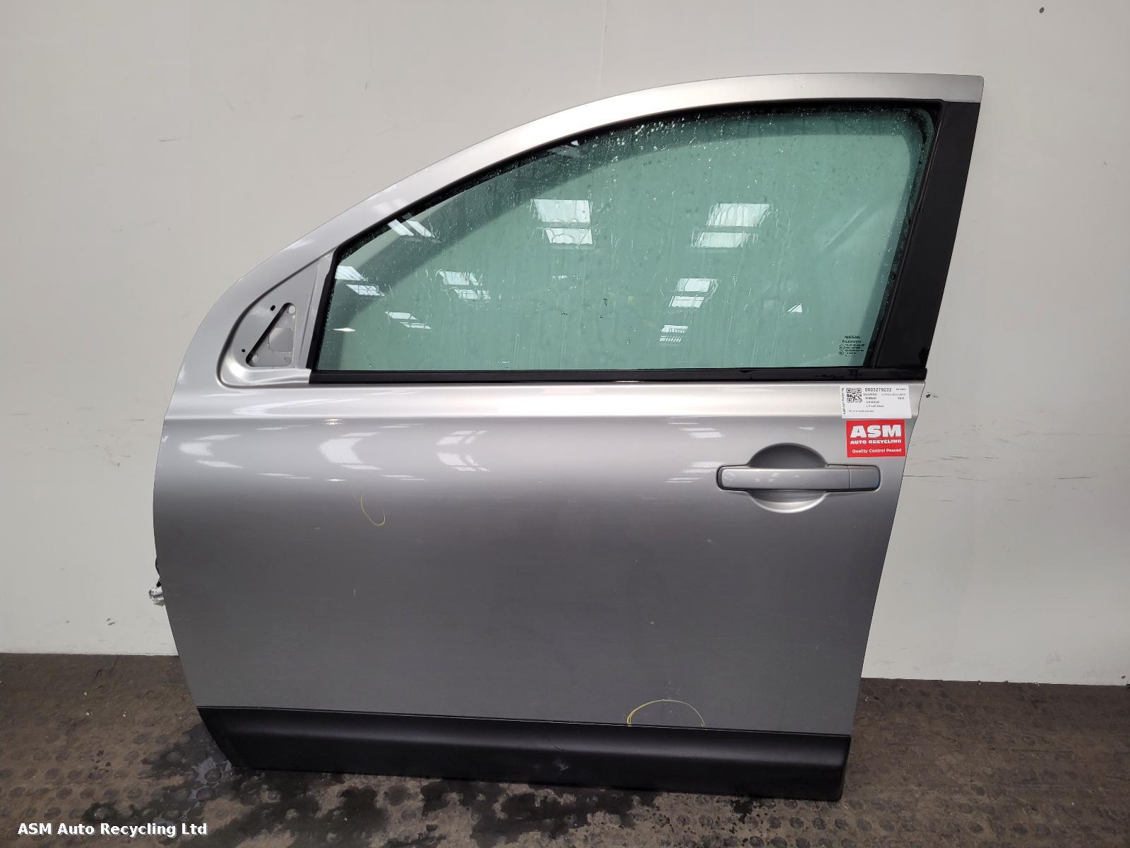 View Auto part L Front Door Nissan Qashqai 2010