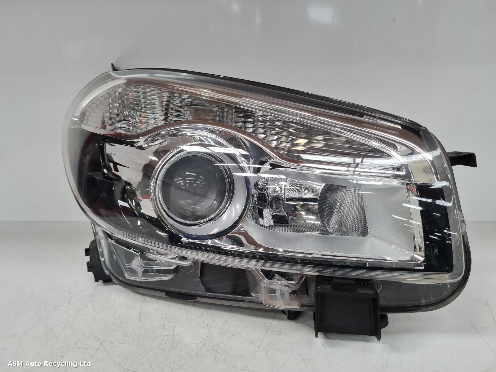 View Auto part R Headlamp Nissan Qashqai 2010