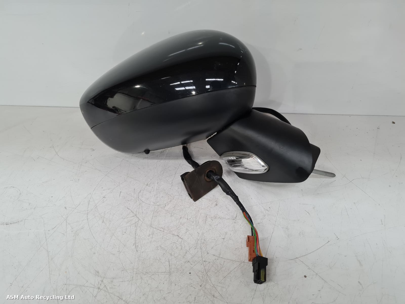 View Auto part R Door Mirror Citroen C3 2010