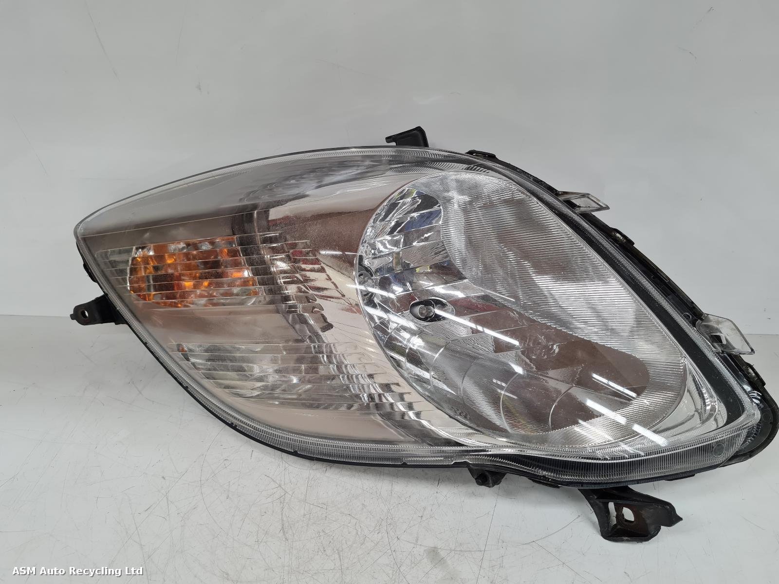 View Auto part L Headlamp Toyota Yaris 2011