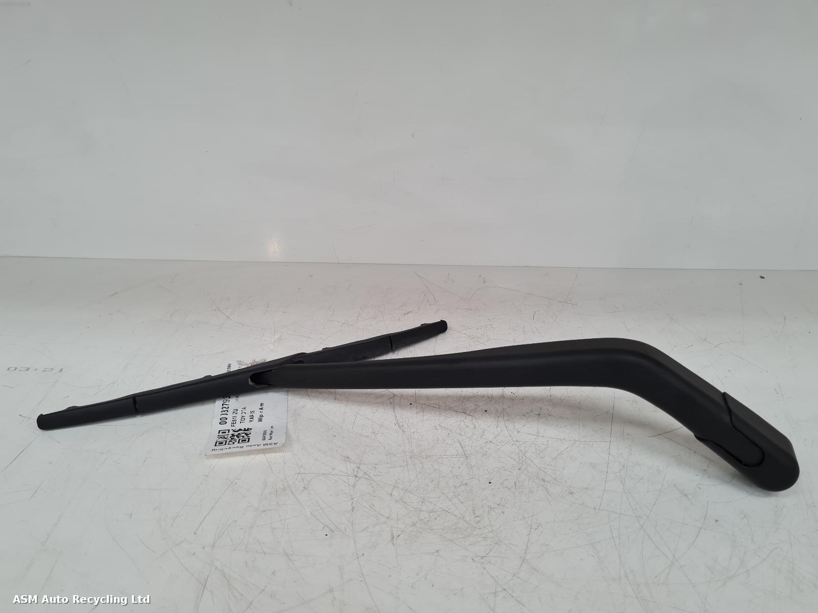 View Auto part Wiper Arm Toyota Yaris 2011