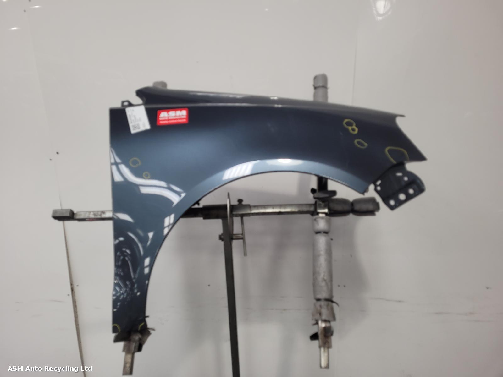 View Auto part R Wing Volkswagen Polo 2007