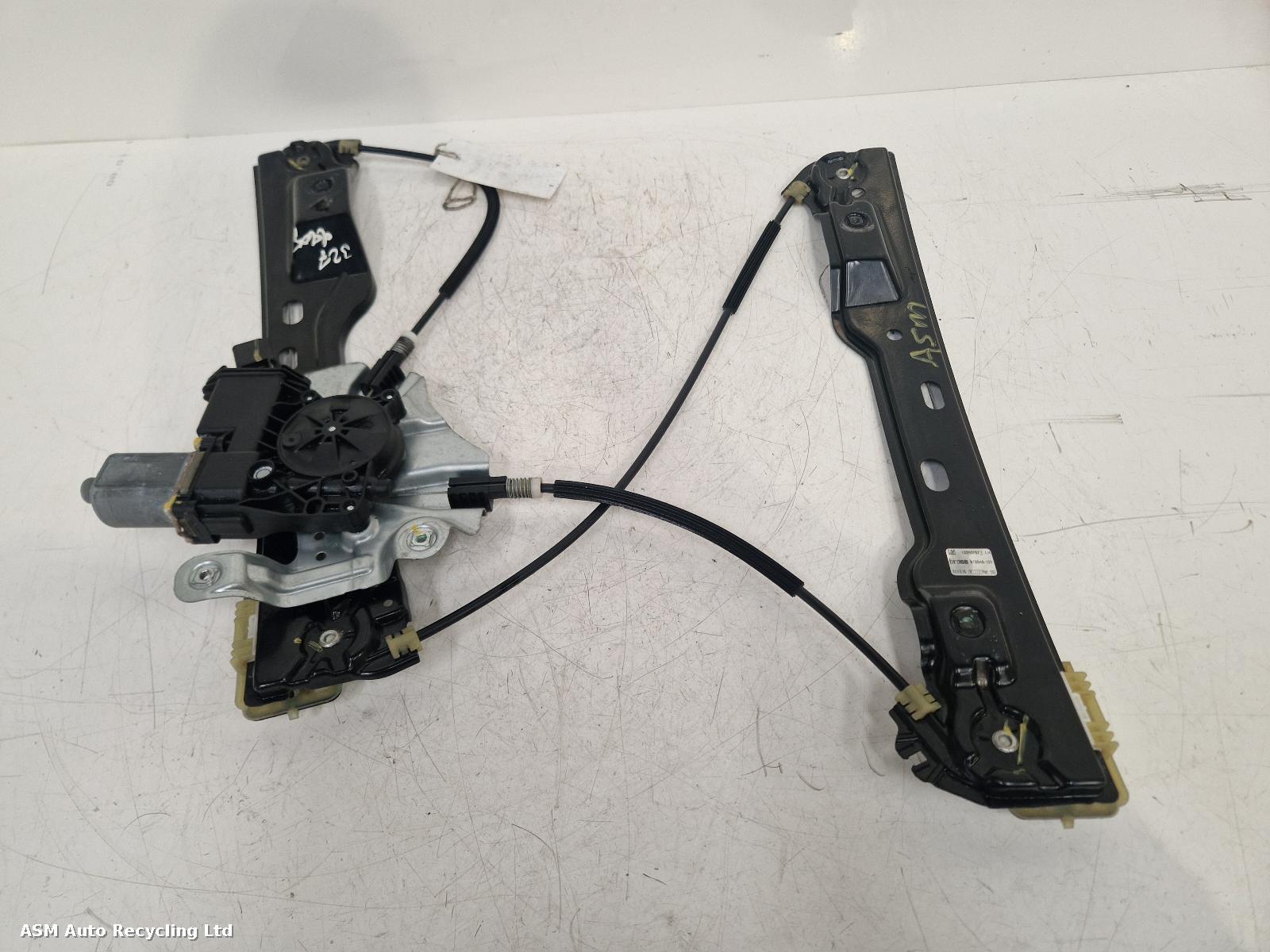 View Auto part LF Window Regulator Vauxhall Astra 2015