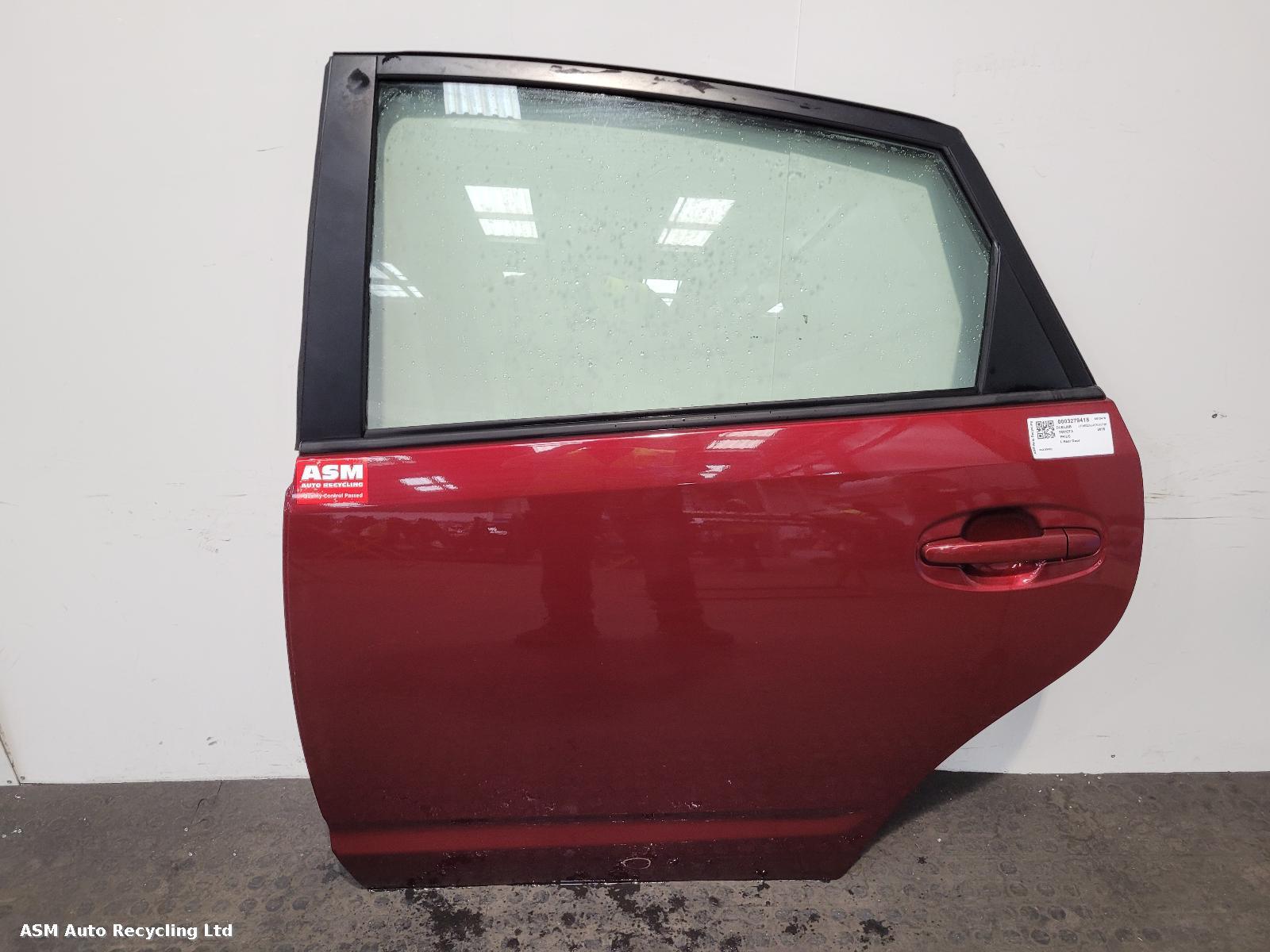 View Auto part L Rear Door Toyota Prius 2005