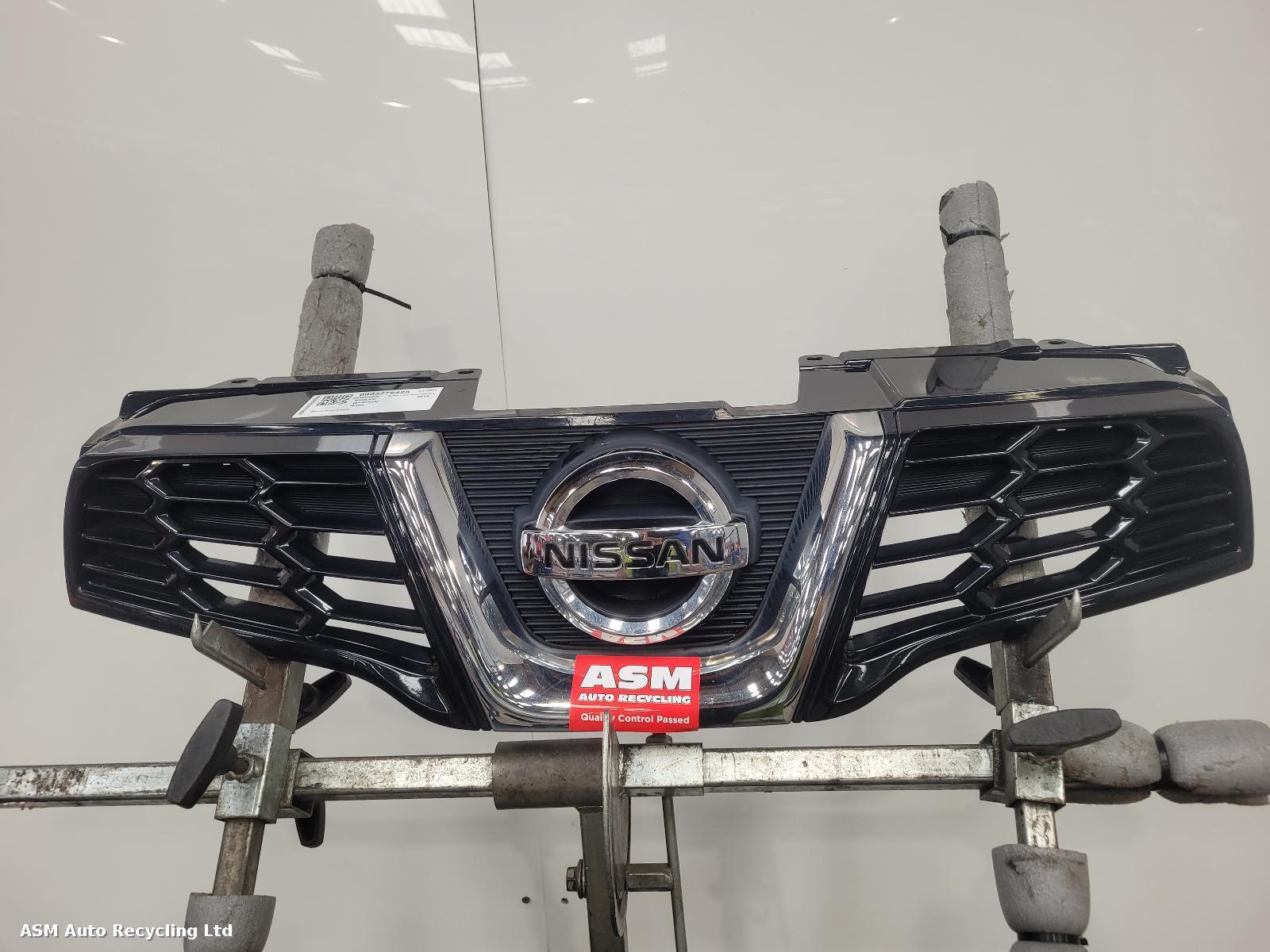 View Auto part Grille Nissan Qashqai 2010